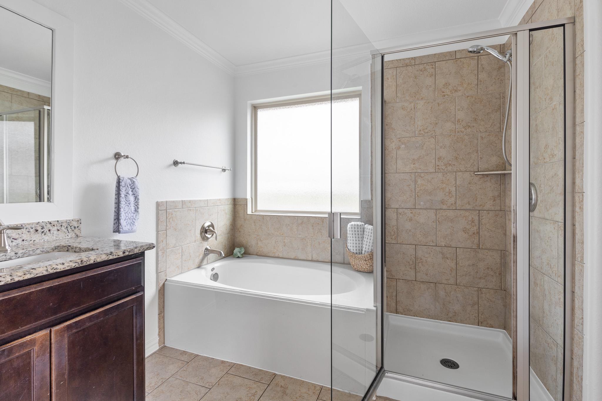 5621 Little Theater Bnd, Austin, TX 78747