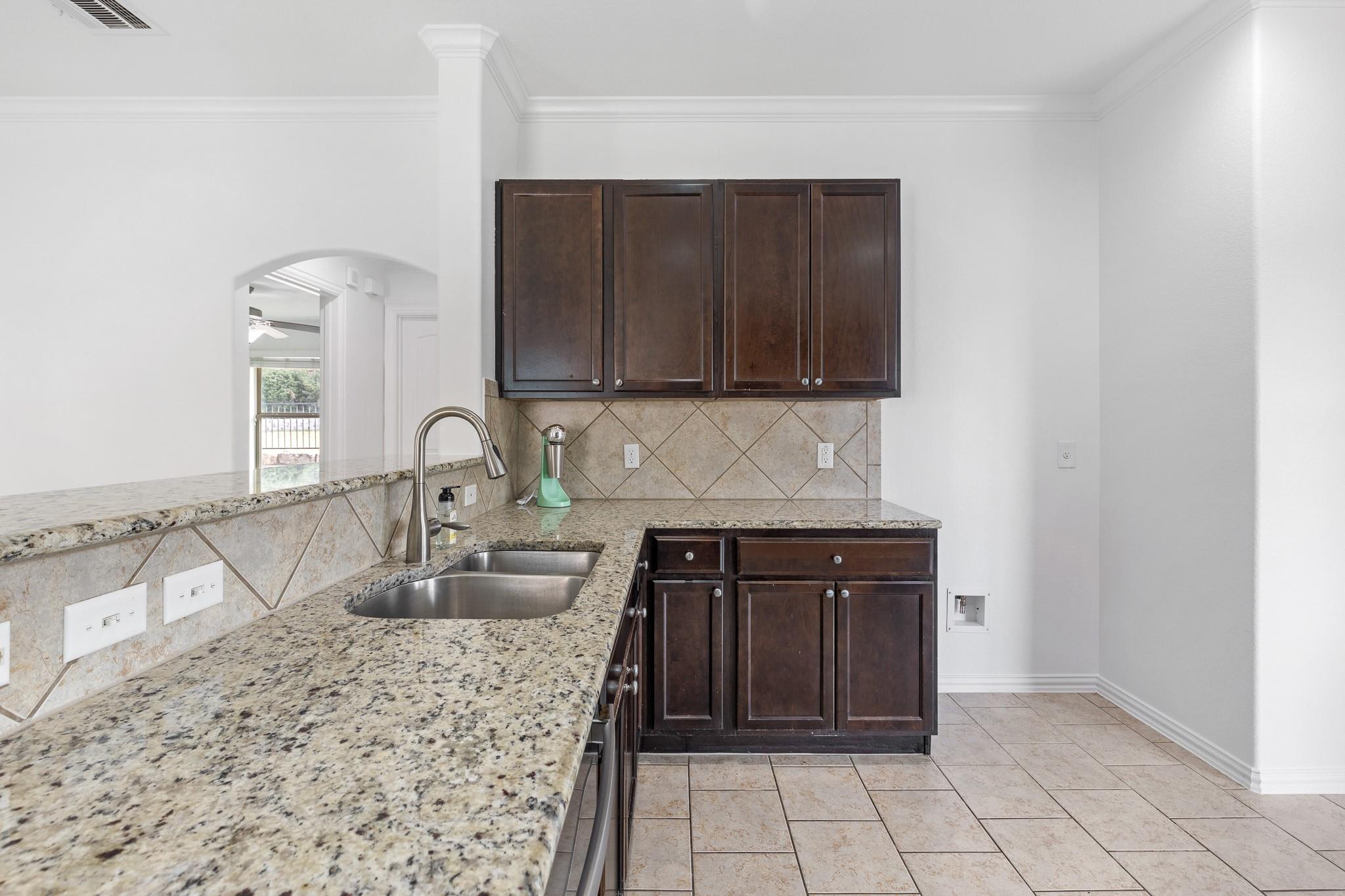 5621 Little Theater Bnd, Austin, TX 78747