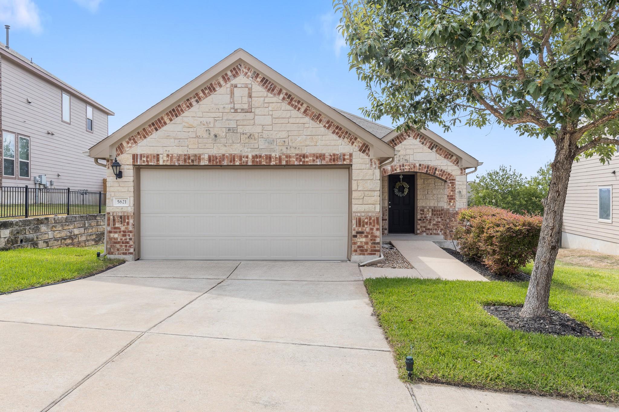 5621 Little Theater Bnd, Austin, TX 78747