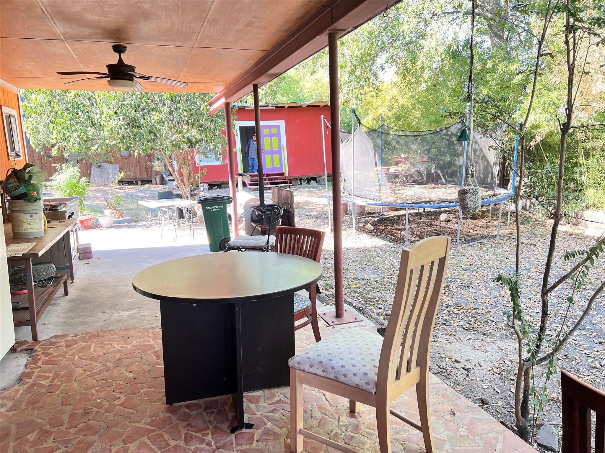 2012 Maxwell Ln, Austin, TX 78741