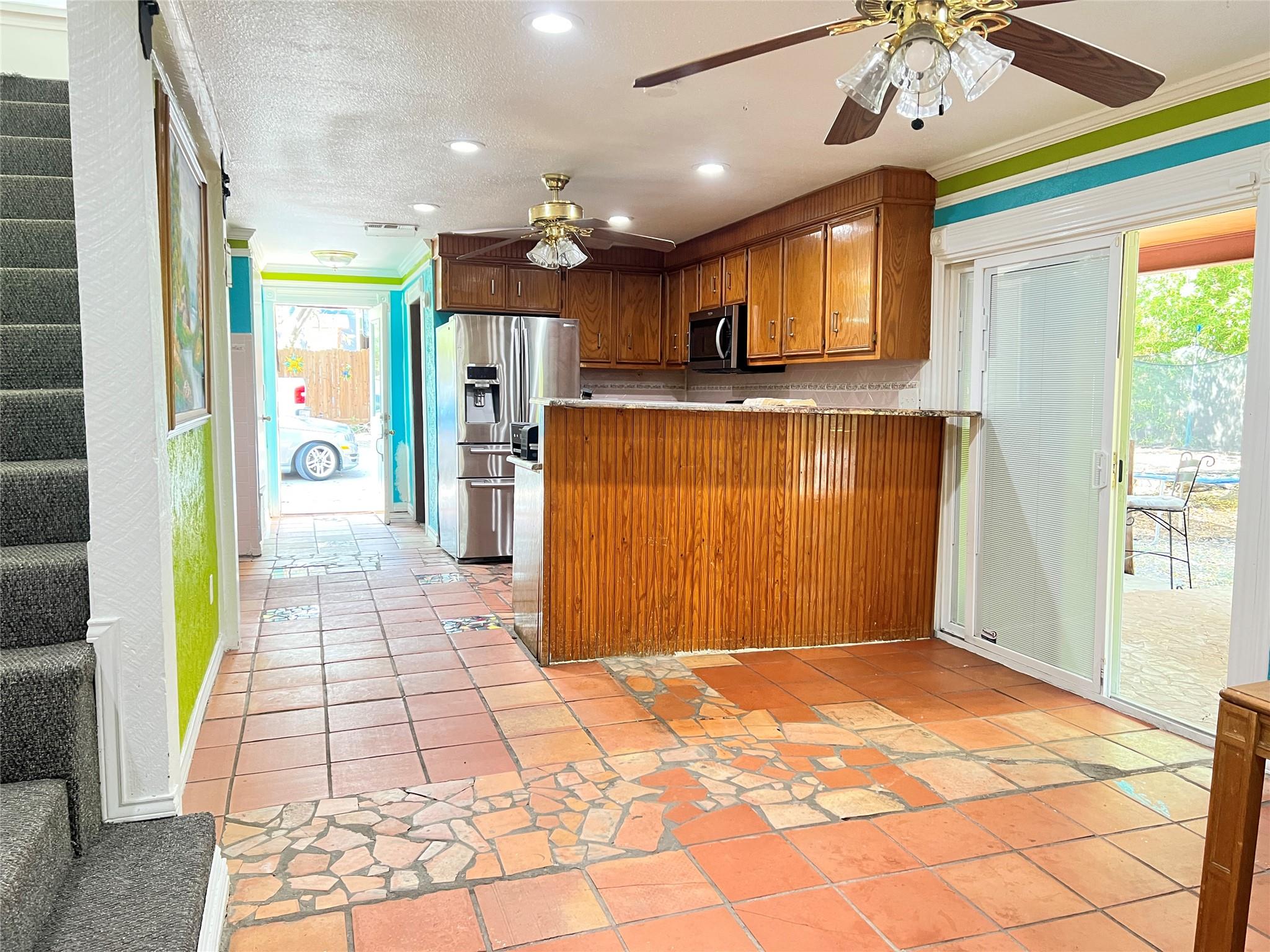 2012 Maxwell Ln, Austin, TX 78741