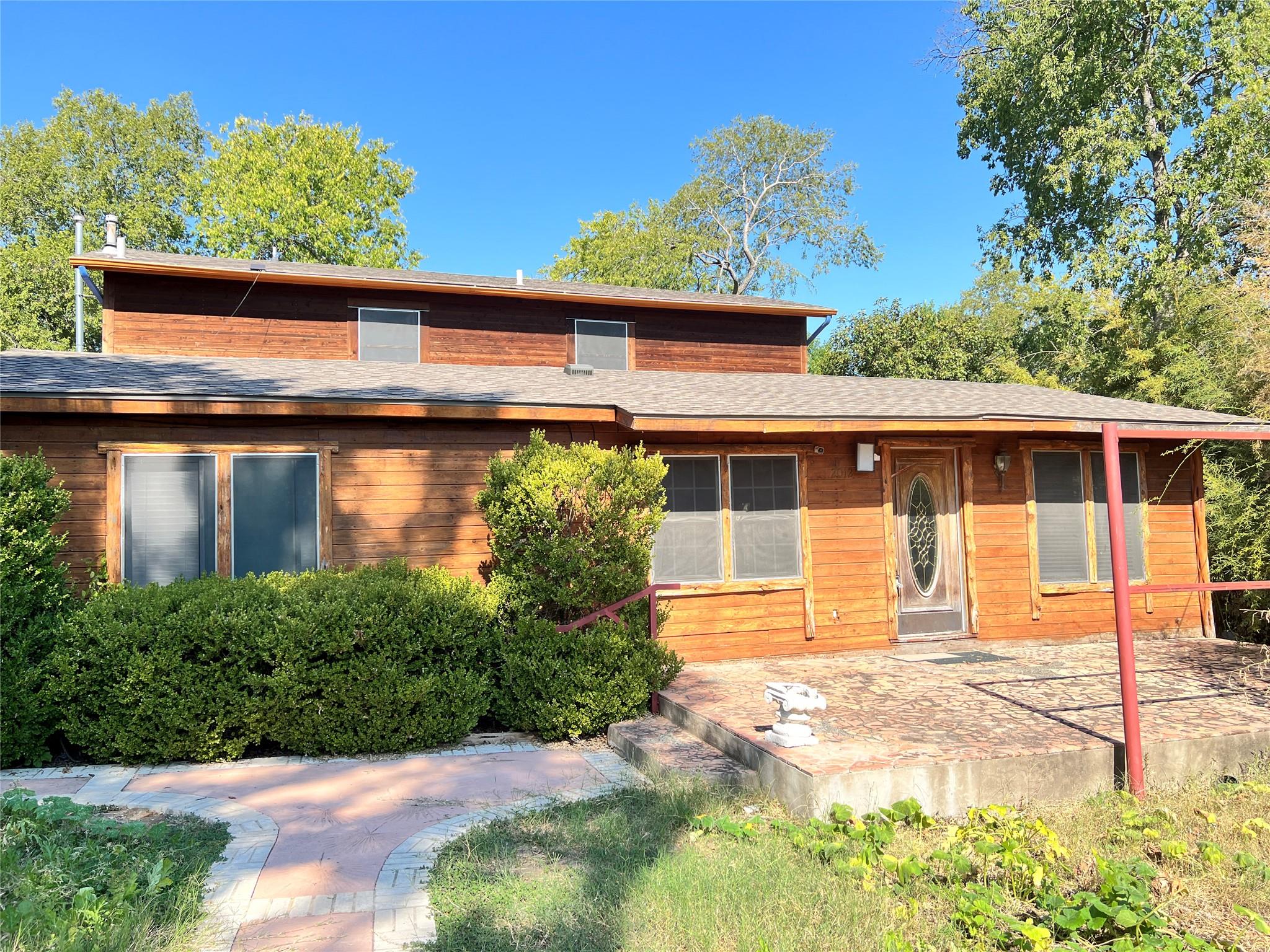 2012 Maxwell Ln, Austin, TX 78741