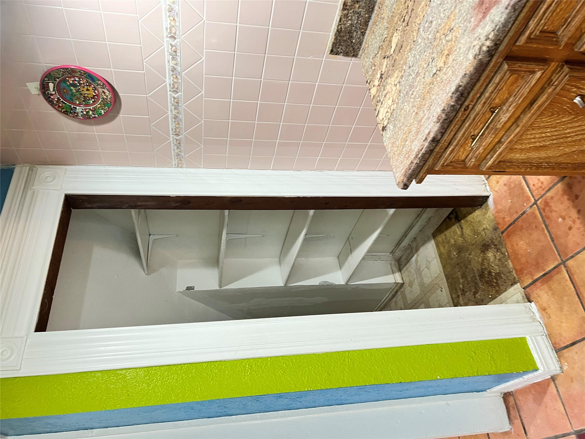 2012 Maxwell Ln, Austin, TX 78741