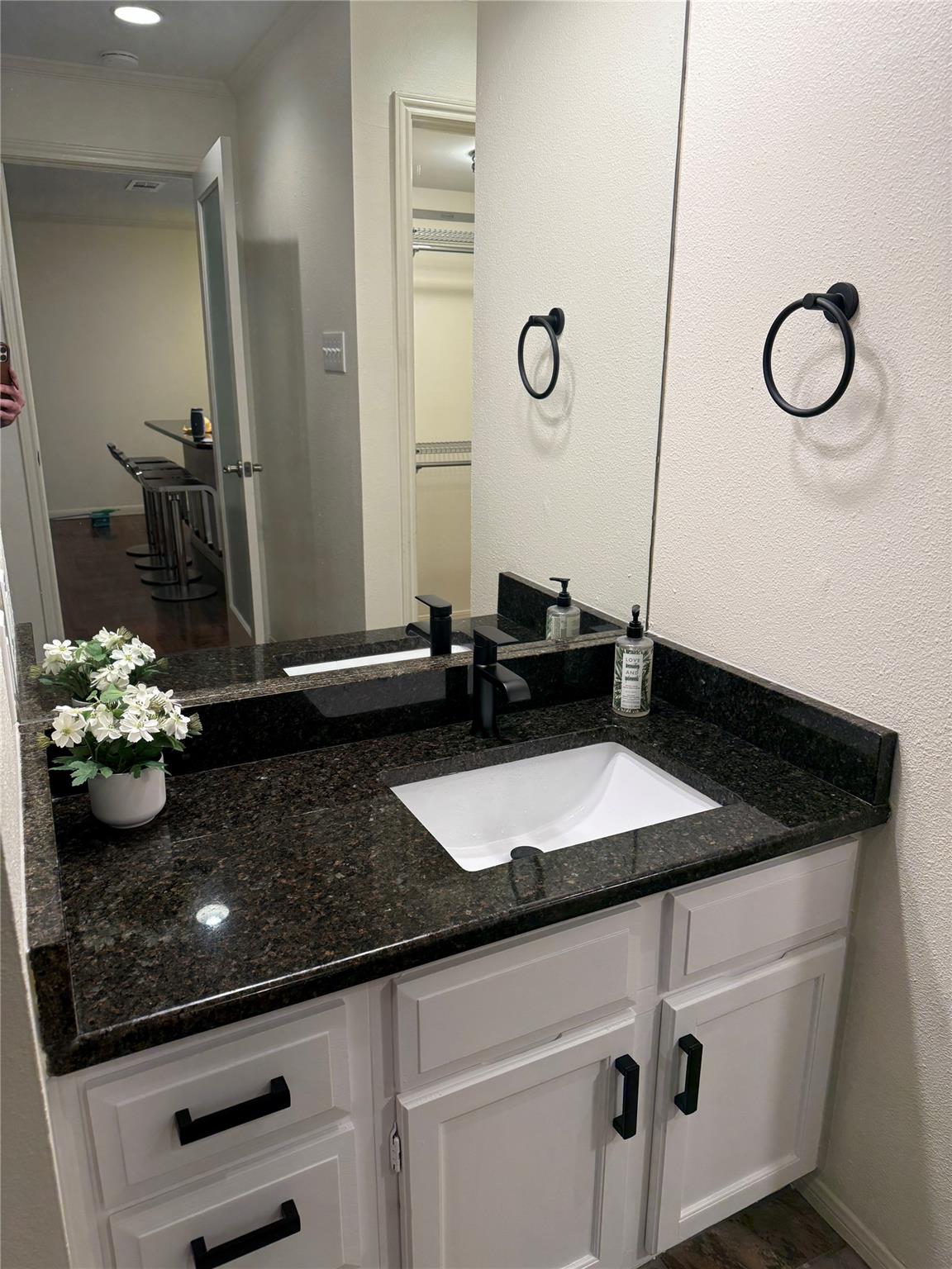 8888 Tallwood Dr # 3207, Austin, TX 78759