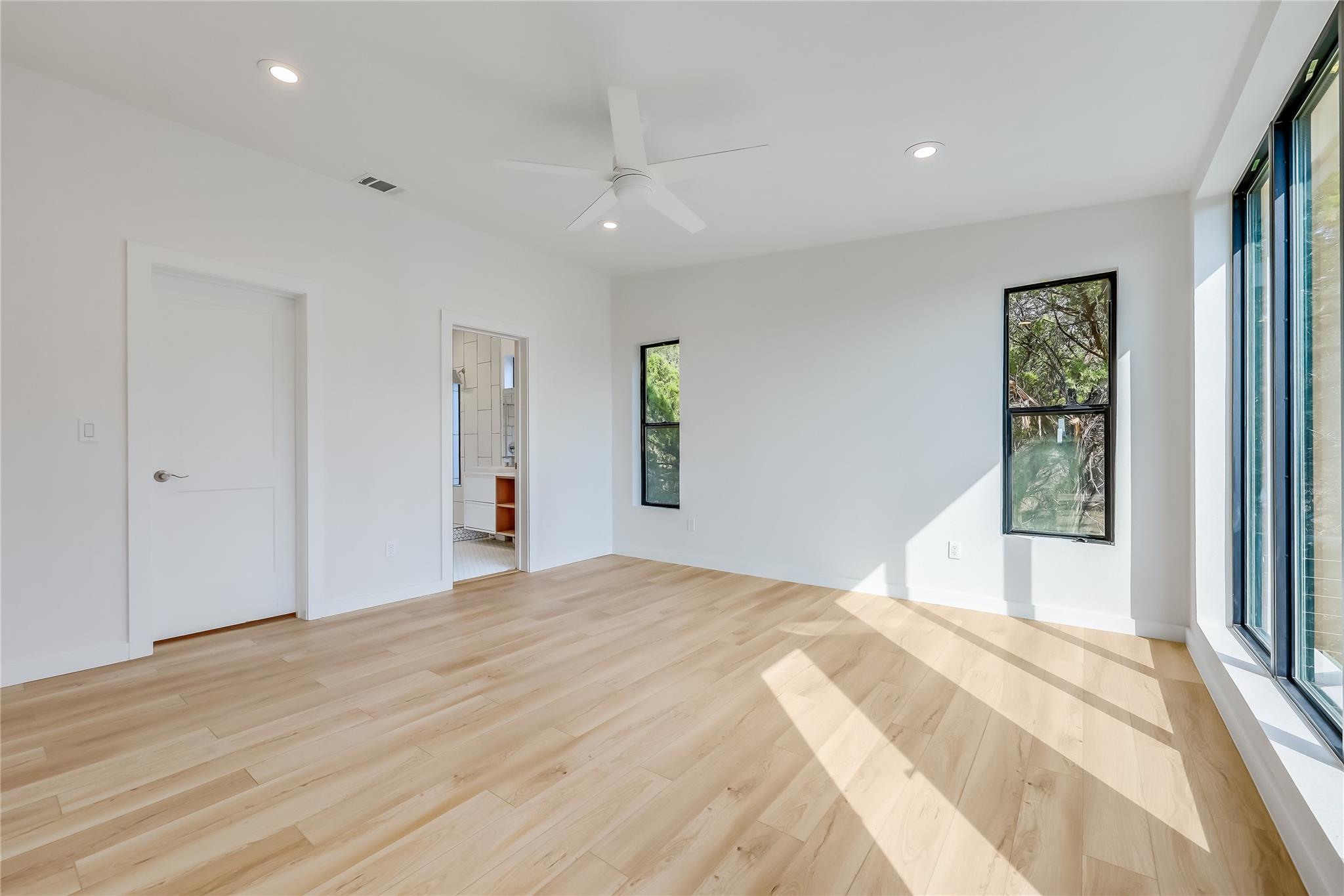 20905 Deede Dr, Lago Vista, TX 78645