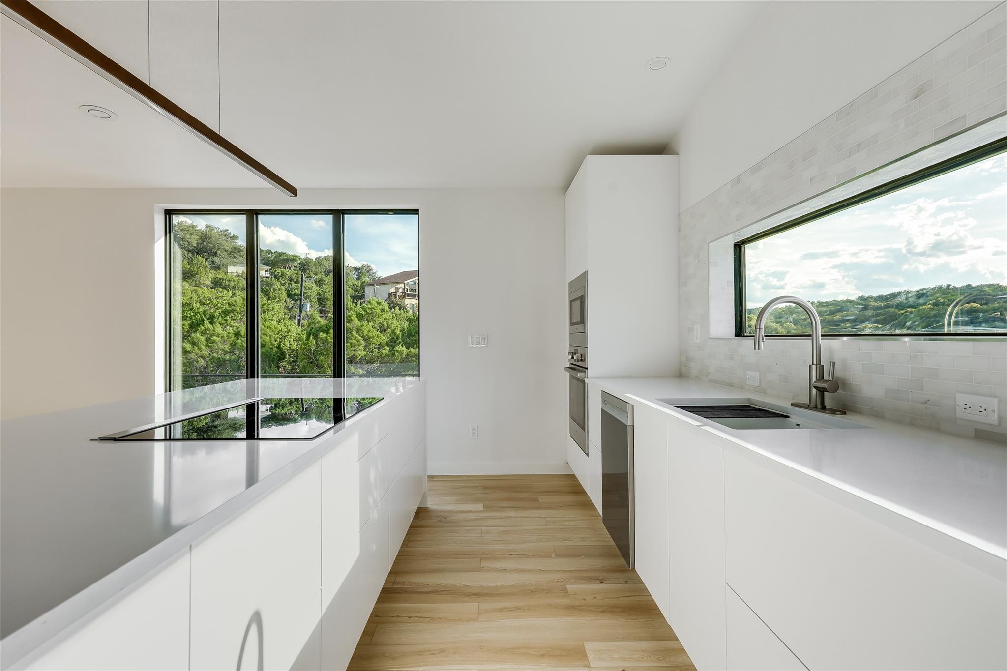 20905 Deede Dr, Lago Vista, TX 78645