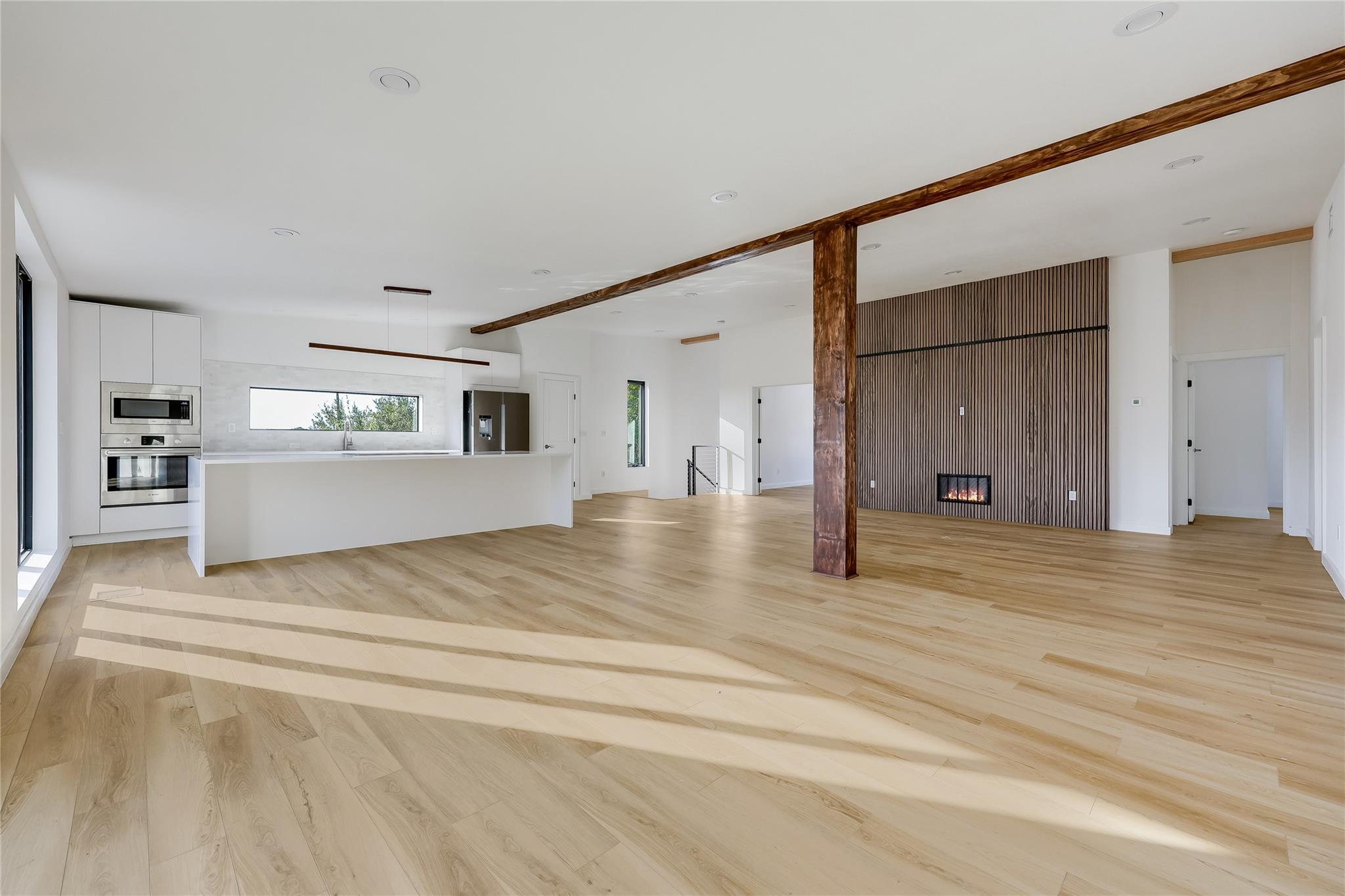 20905 Deede Dr, Lago Vista, TX 78645