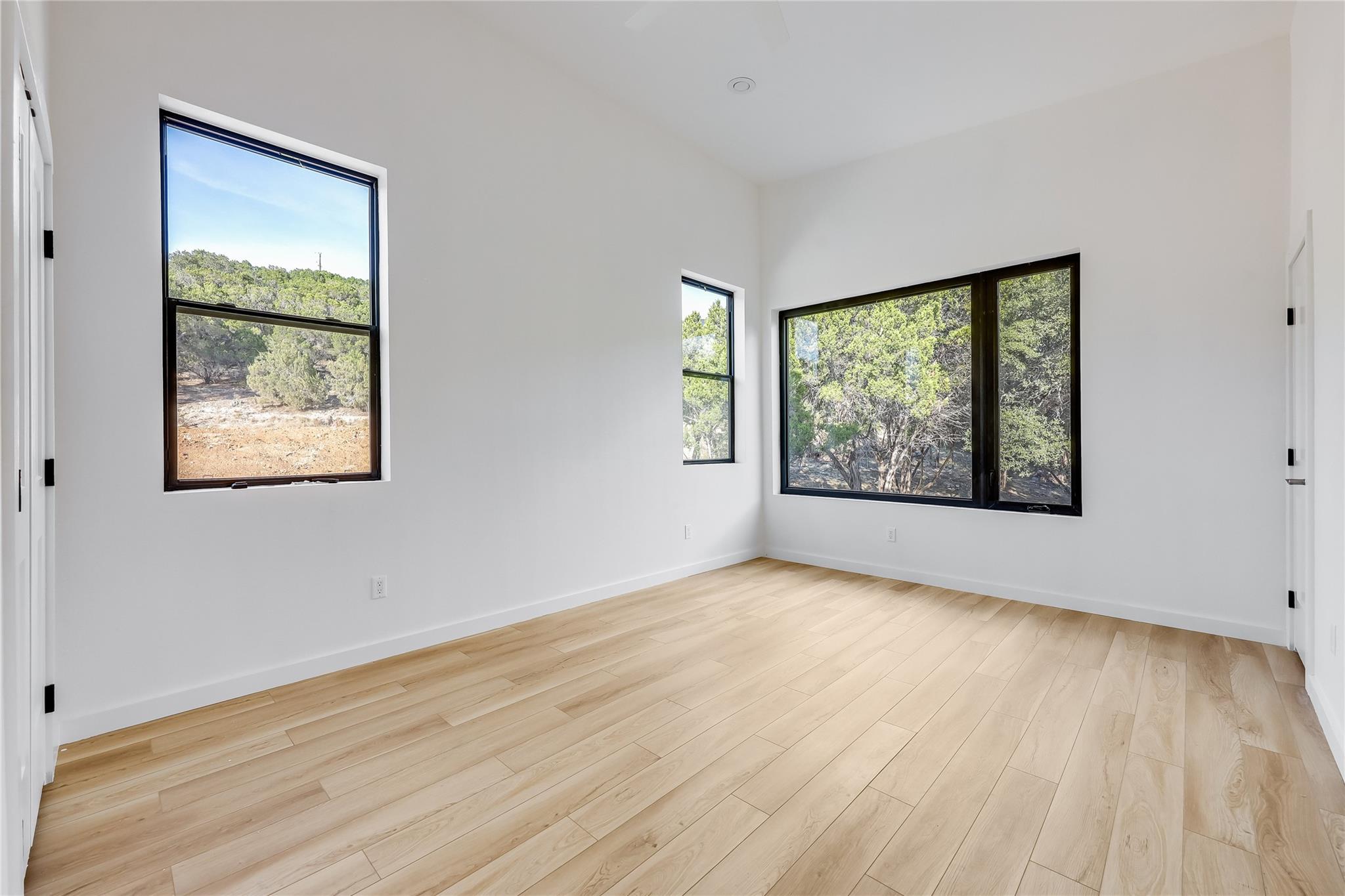 20905 Deede Dr, Lago Vista, TX 78645