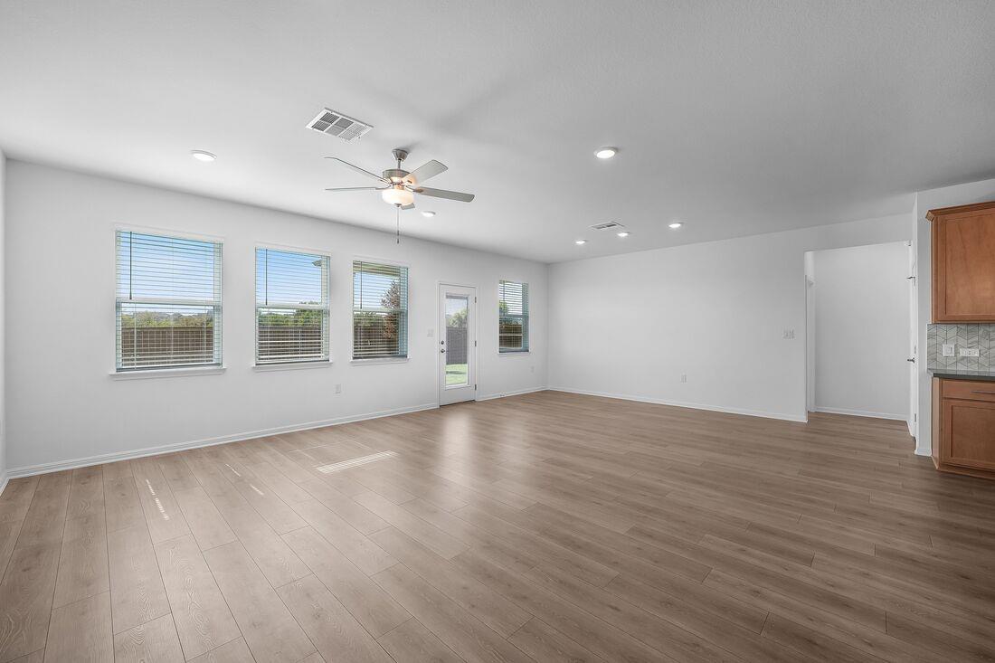 1725 Lorant Ln, Pflugerville, TX 78660