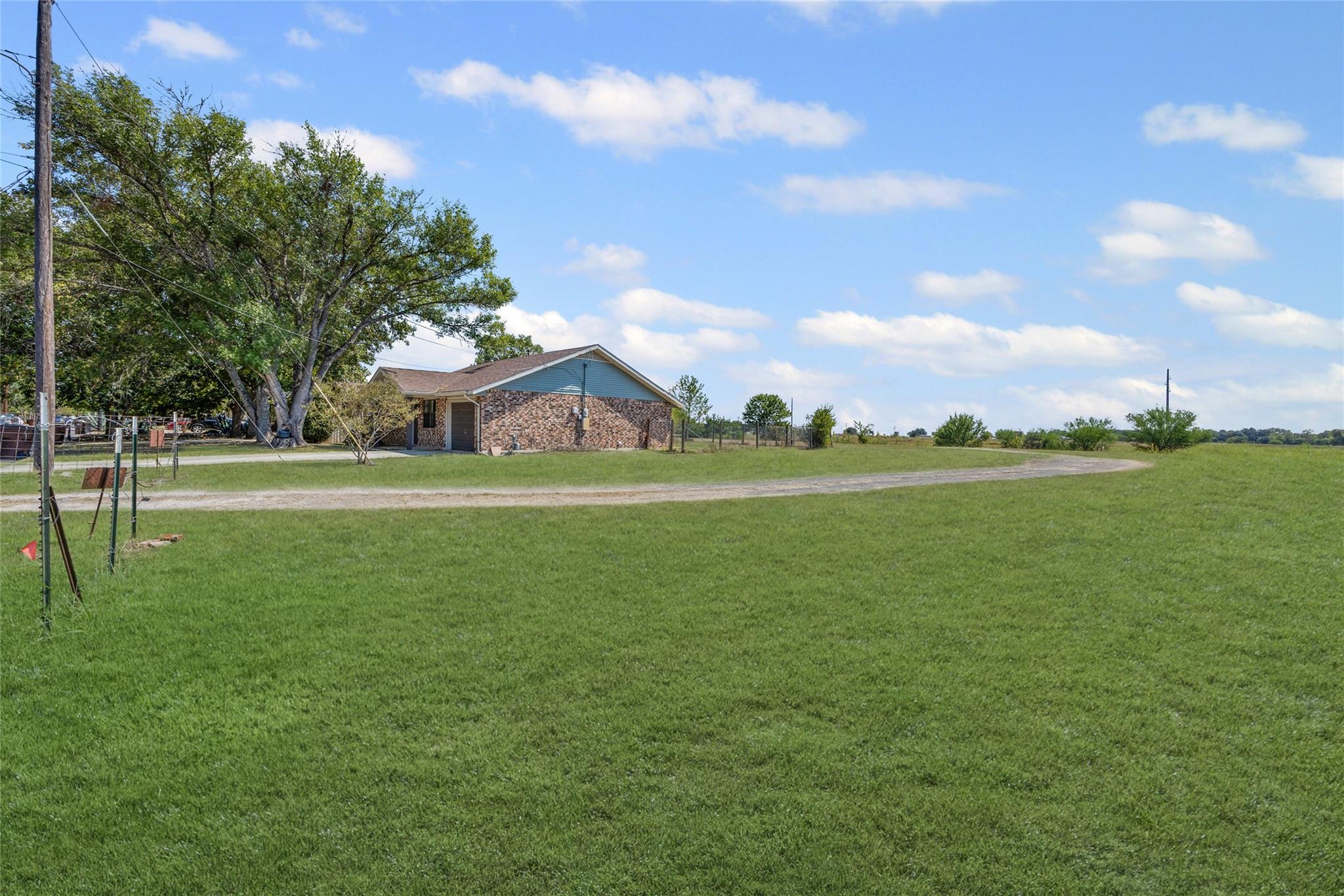 1508 Pendergrass St, Lockhart, TX 78644