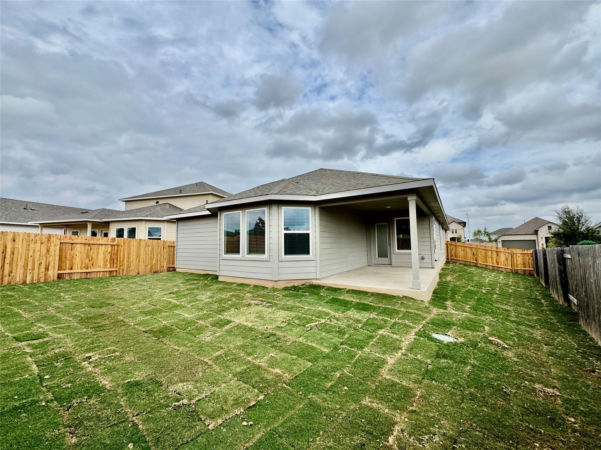6507 Velvet Leaf Ln, Buda, TX 78610