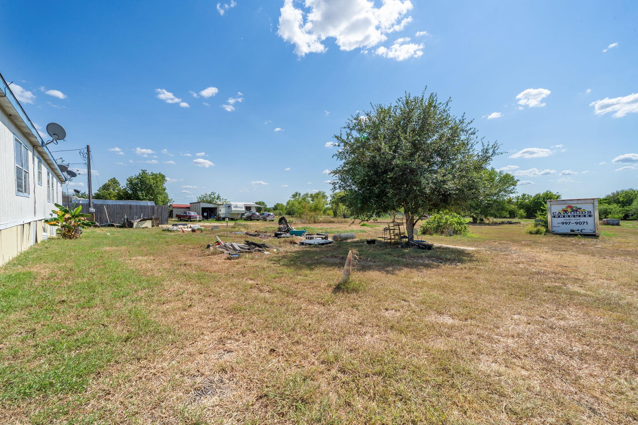 104 Dustins Dr, Kyle, TX 78640