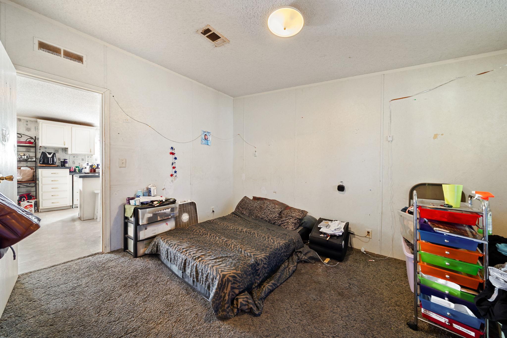 104 Dustins Dr, Kyle, TX 78640