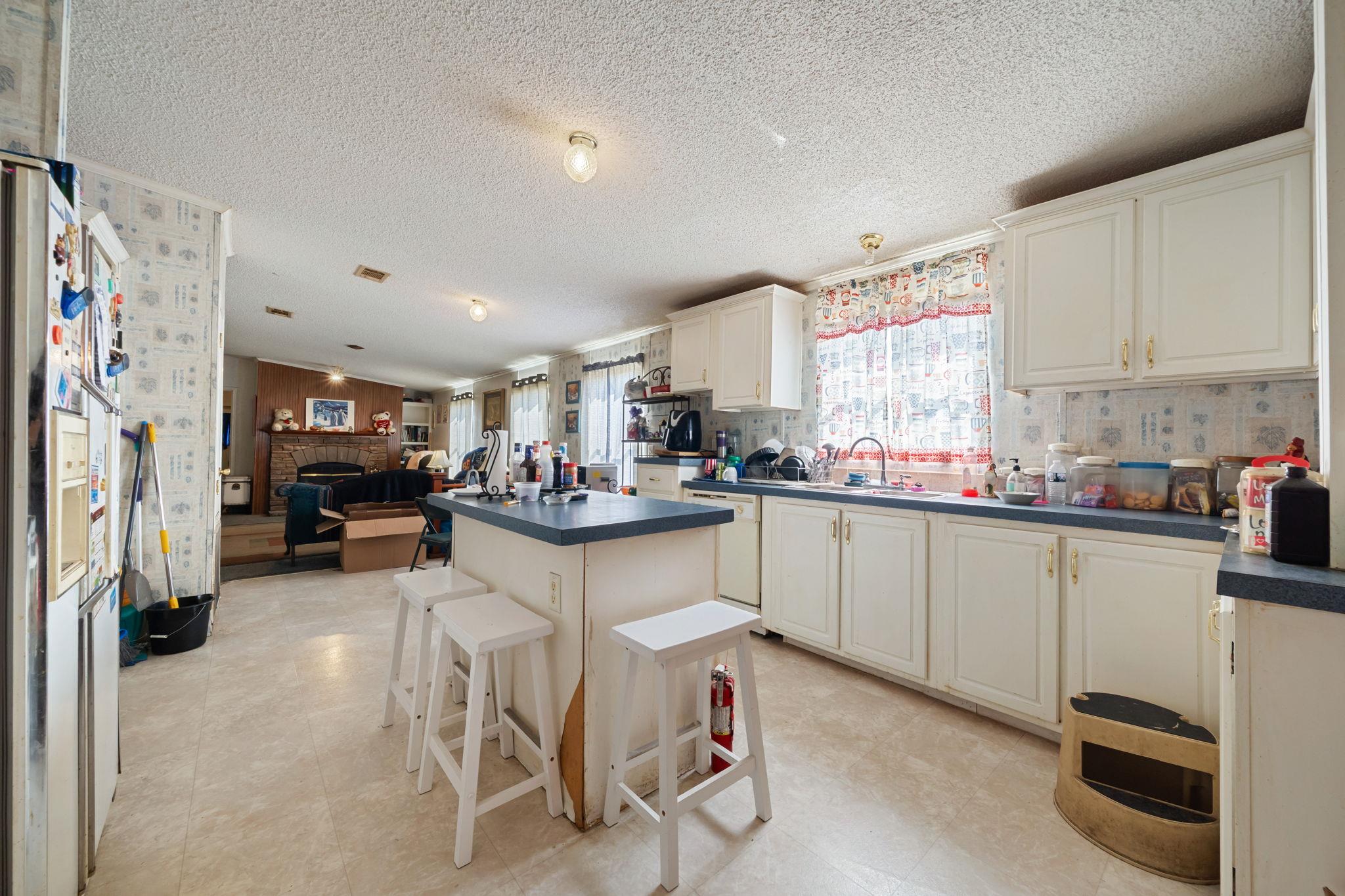 104 Dustins Dr, Kyle, TX 78640