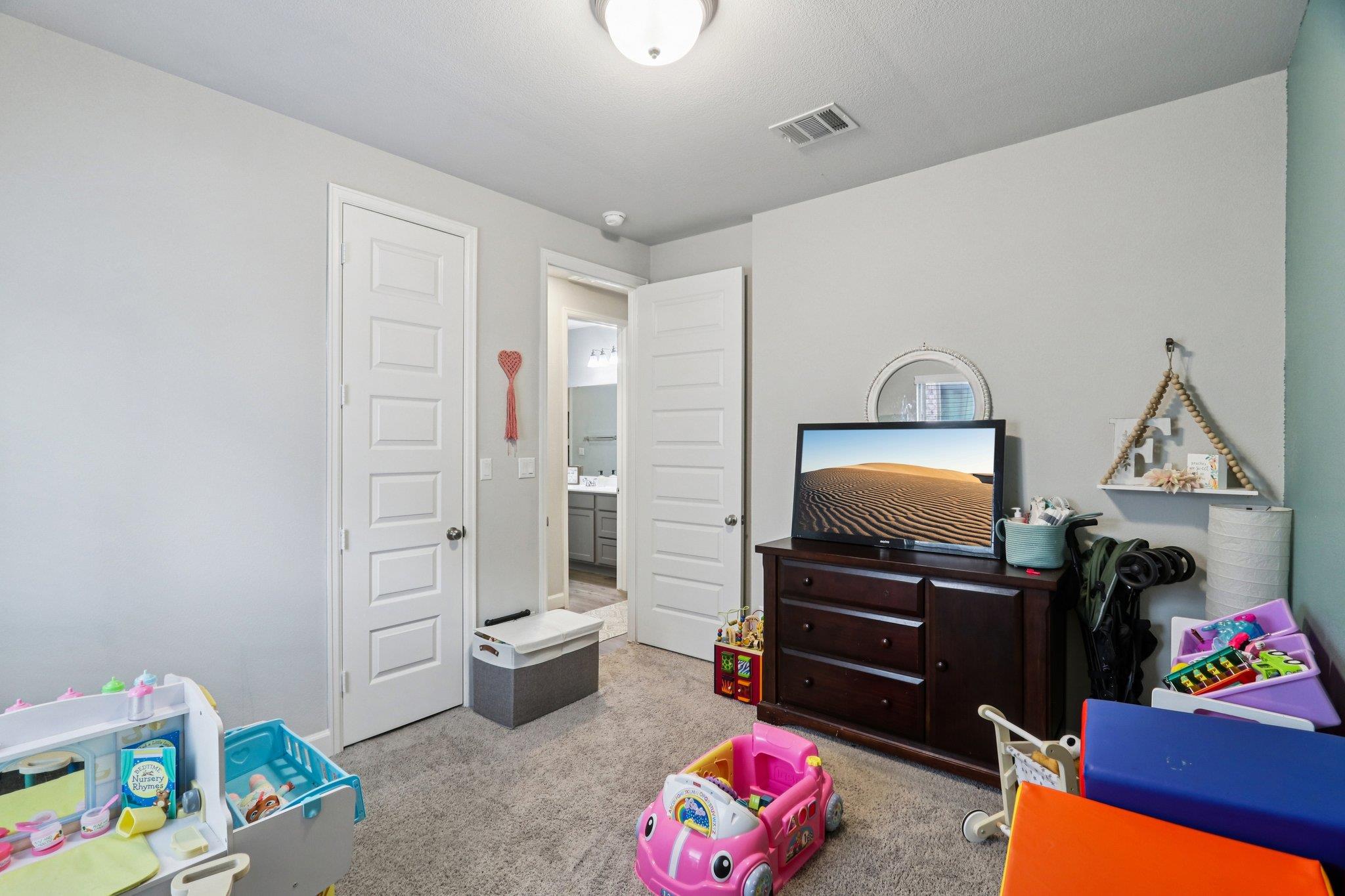 131 Ironbark Bnd, Bastrop, TX 78602