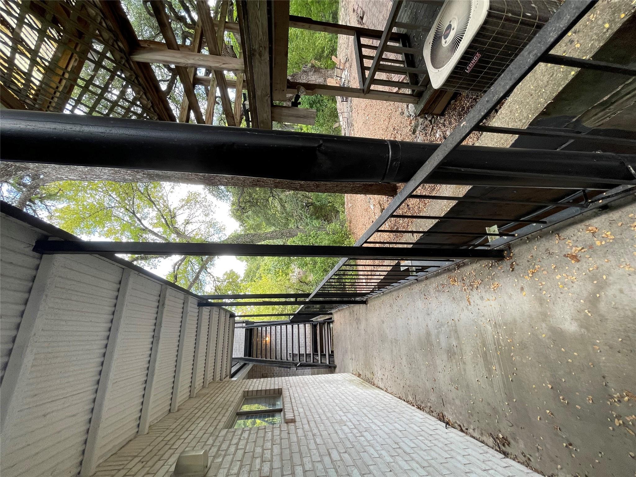 710 E Dean Keeton St # 104, Austin, TX 78705