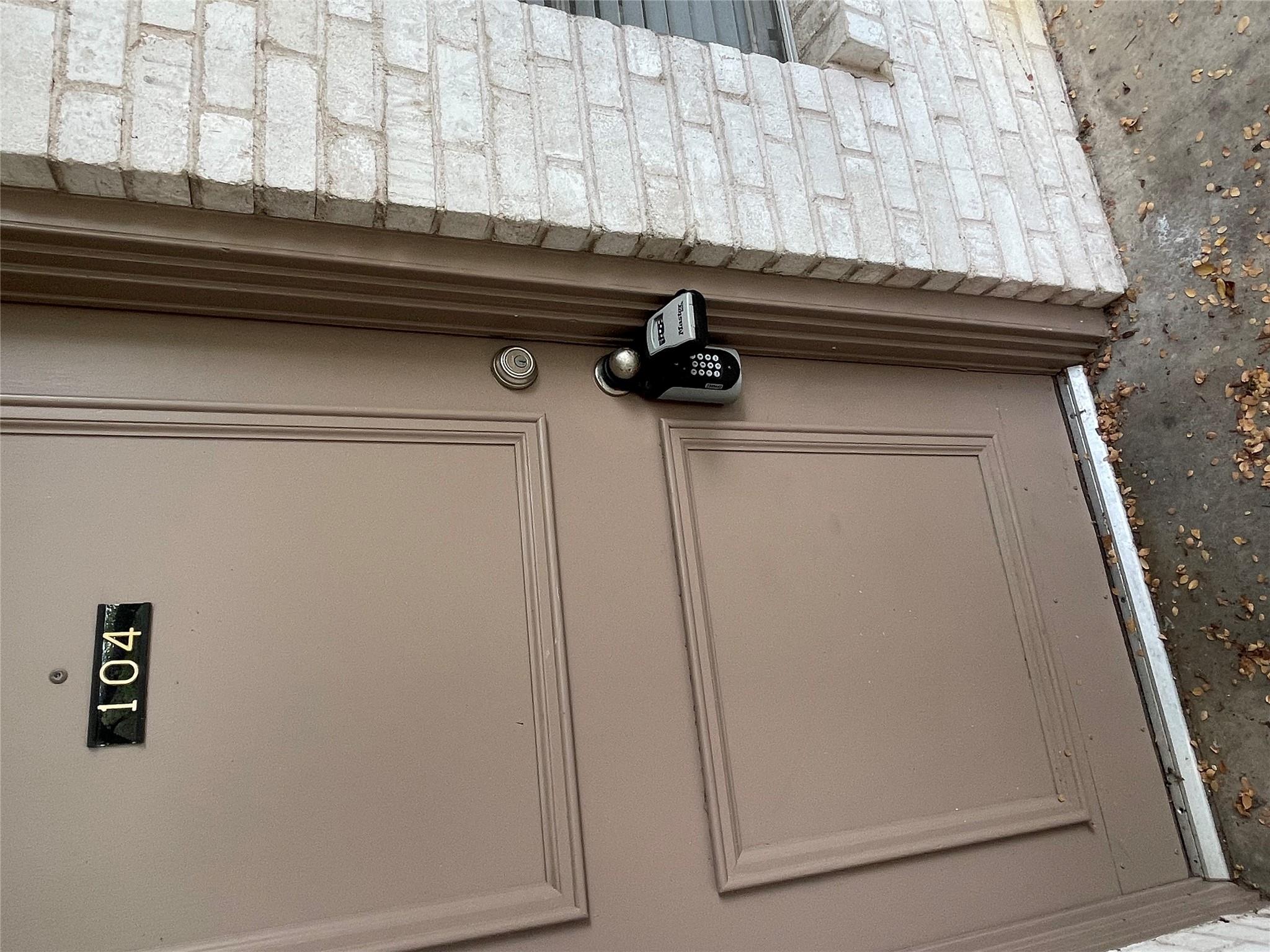 710 E Dean Keeton St # 104, Austin, TX 78705