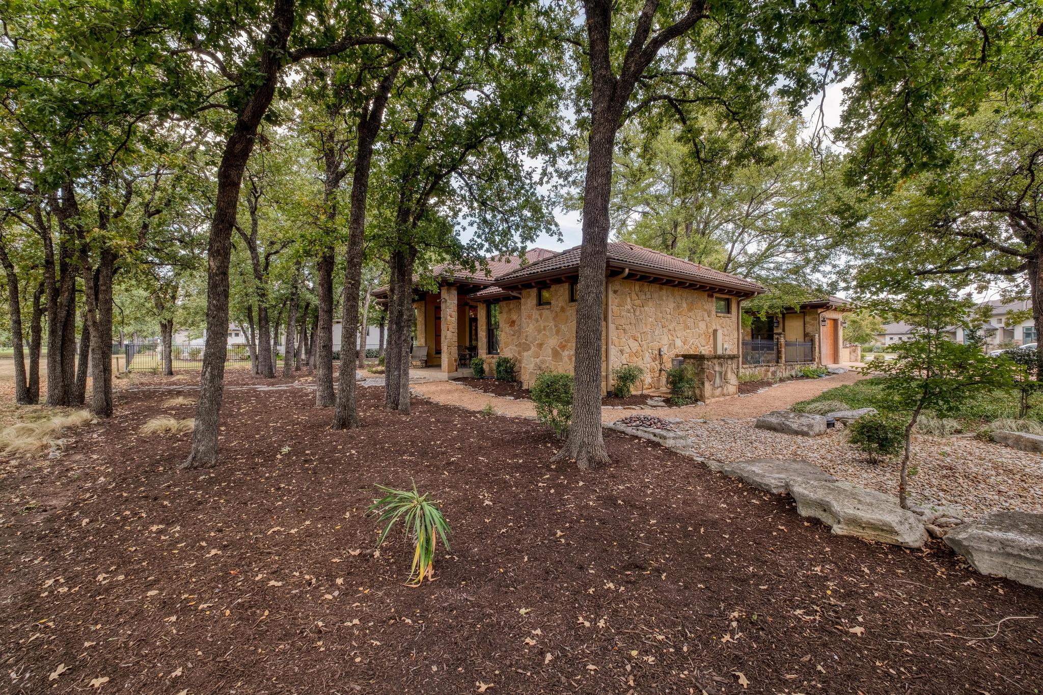 205 Flint Ridge Trl, Georgetown, TX 78628