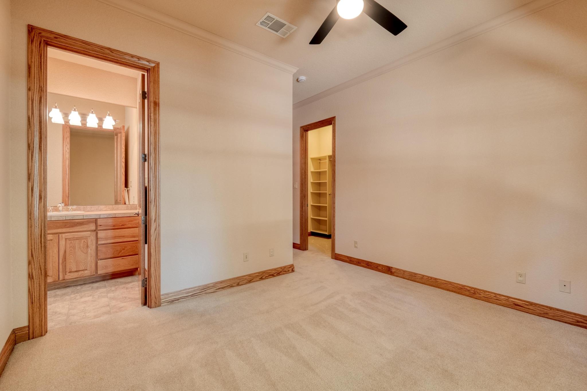 205 Flint Ridge Trl, Georgetown, TX 78628