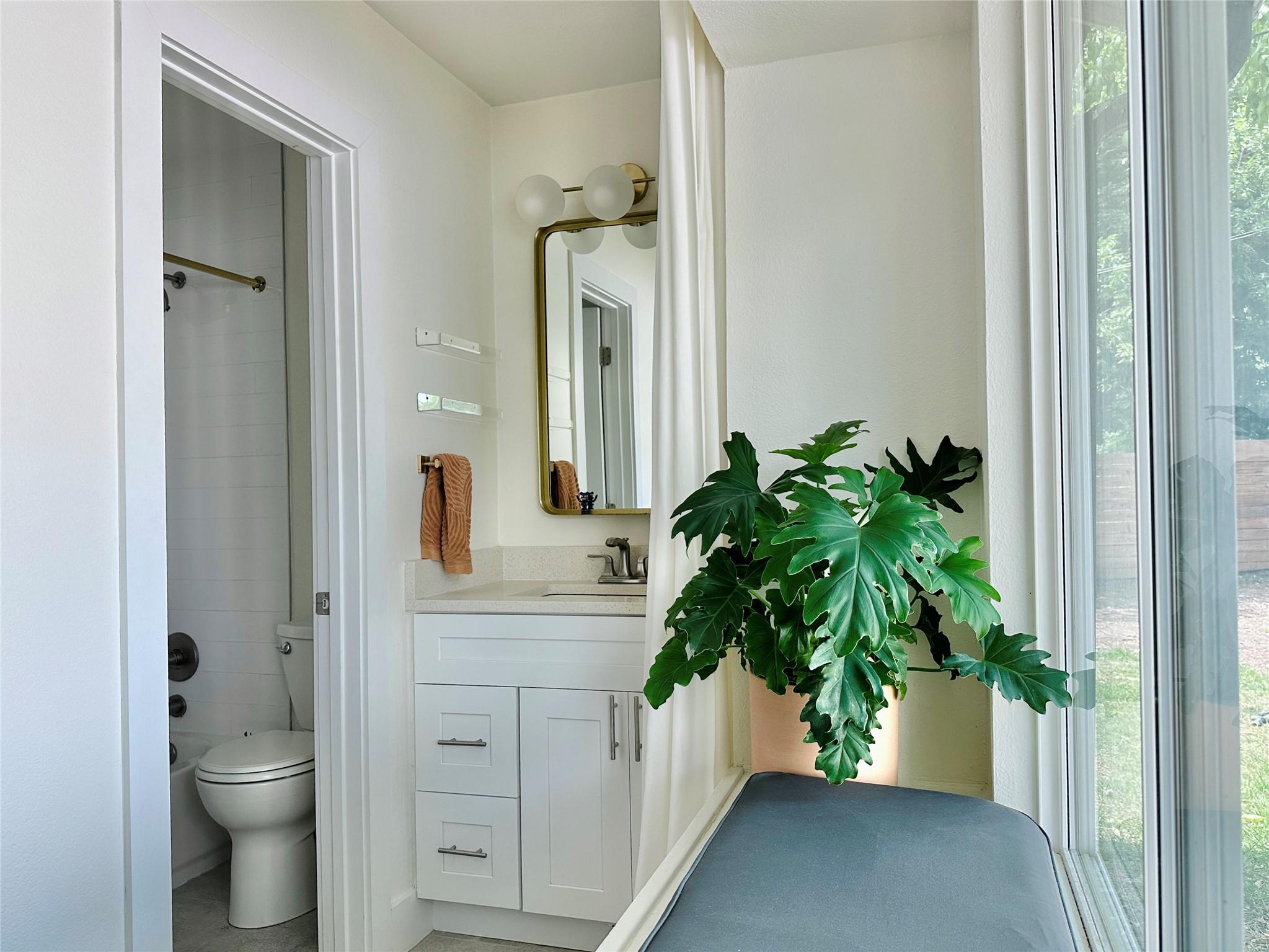 4504 W Village Ct, Austin, TX 78744