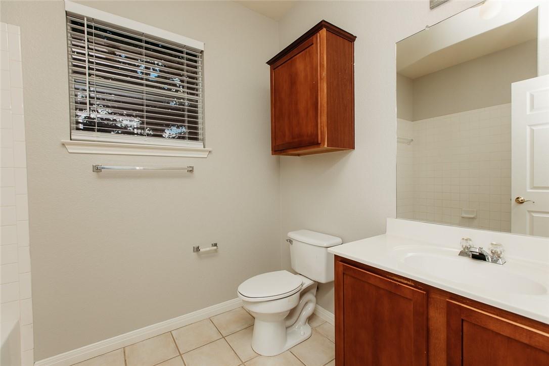 1115 Middle Brook Dr, Leander, TX 78641