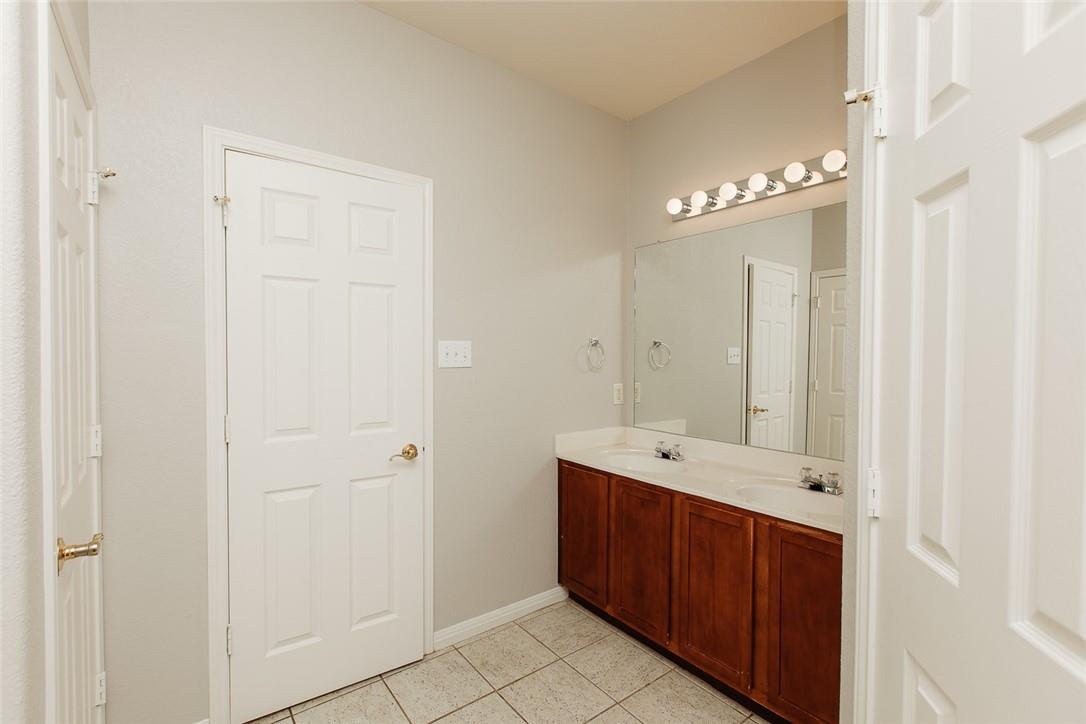 1115 Middle Brook Dr, Leander, TX 78641