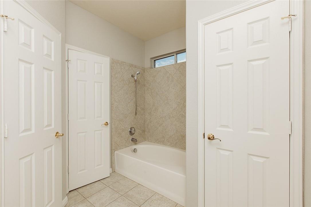 1115 Middle Brook Dr, Leander, TX 78641