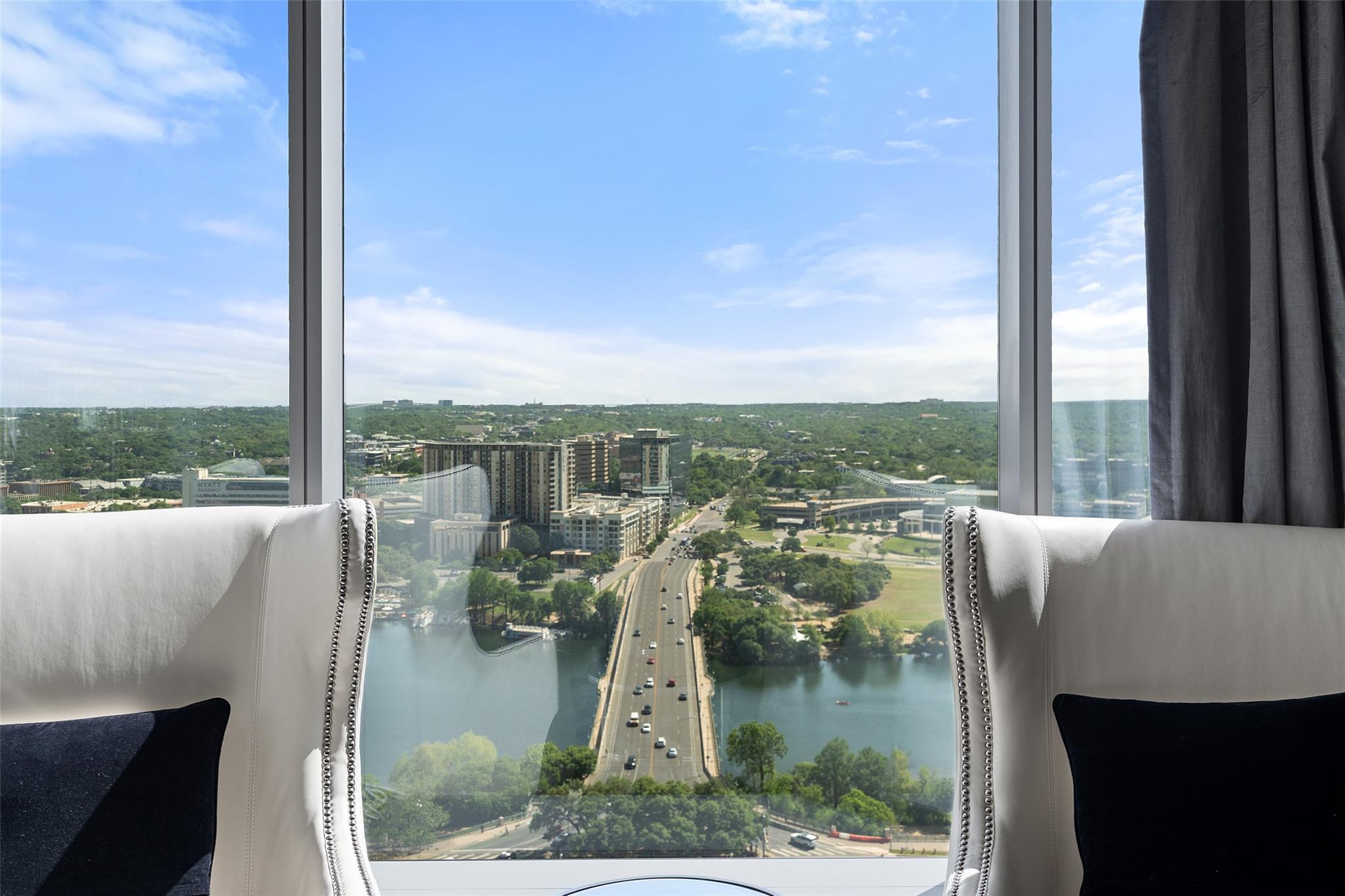 210 Lavaca St # 2203, Austin, TX 78701