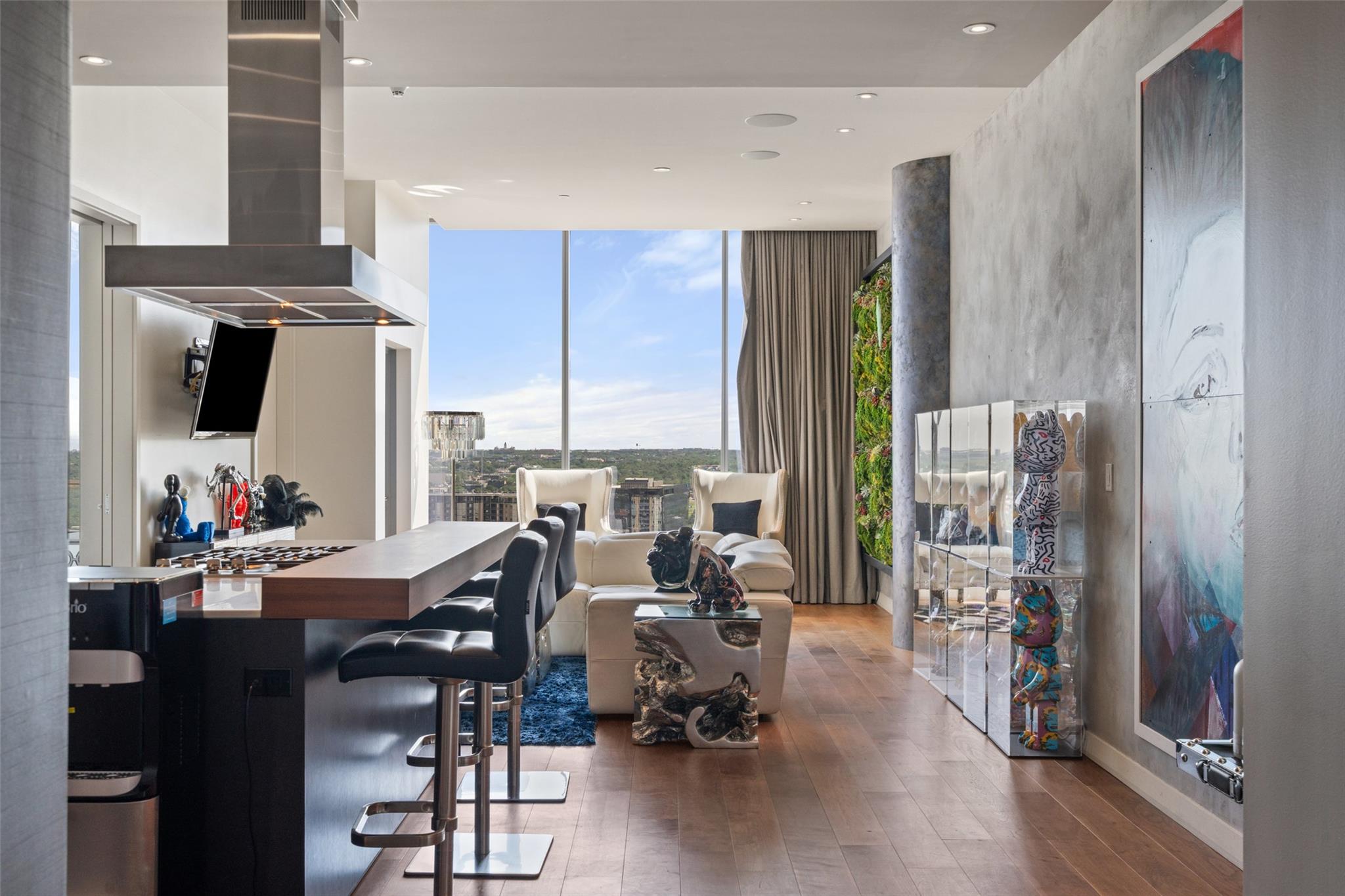 210 Lavaca St # 2203, Austin, TX 78701