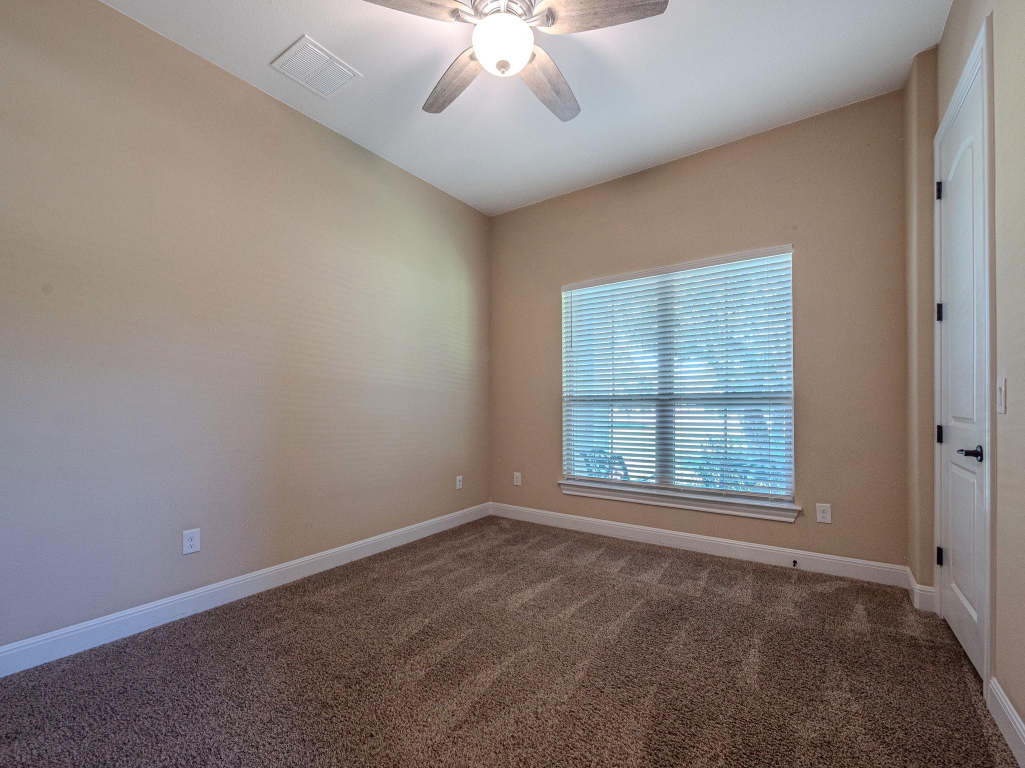 108 Buffalo Speedway, Liberty Hill, TX 78642