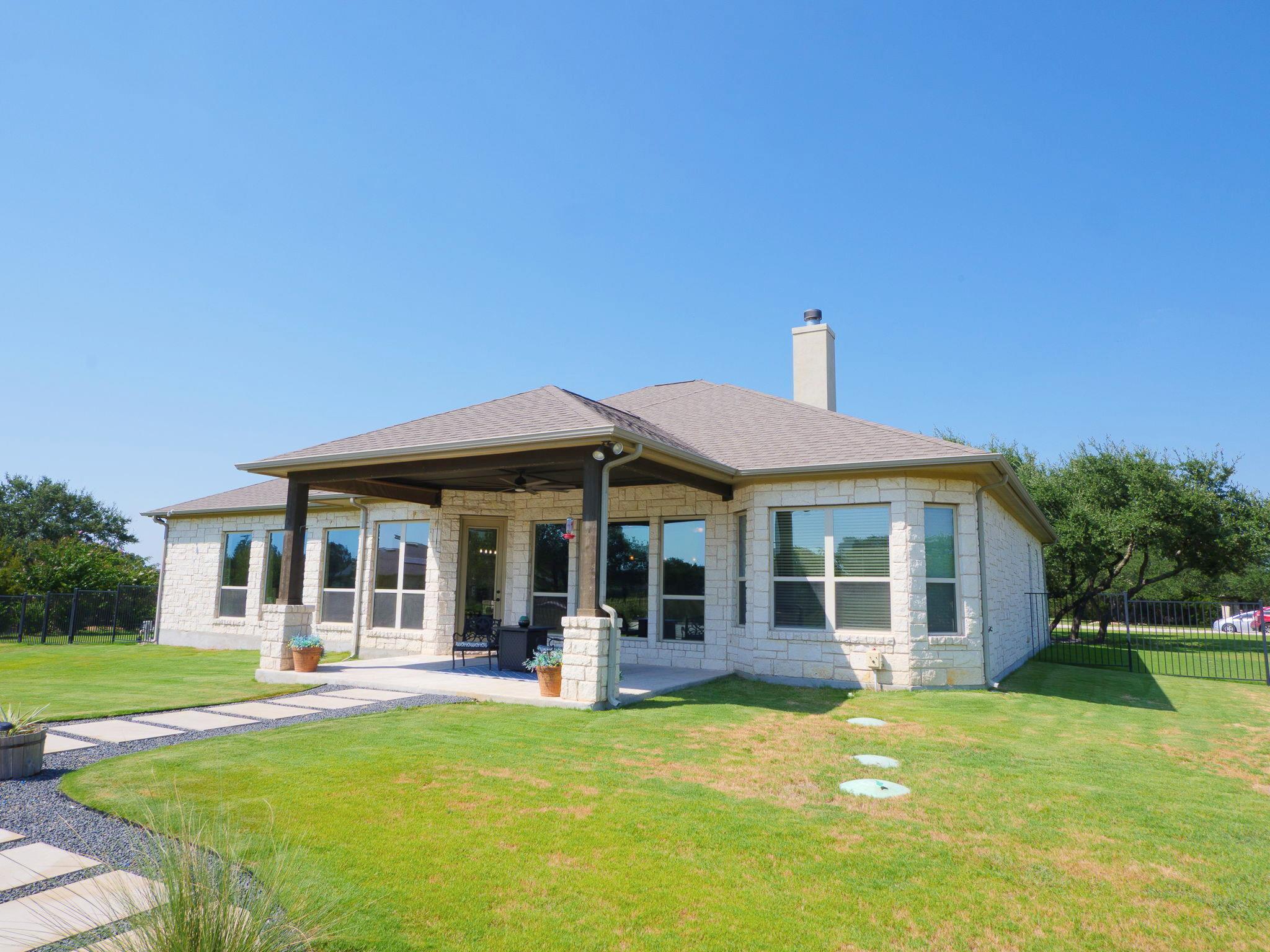 108 Buffalo Speedway, Liberty Hill, TX 78642