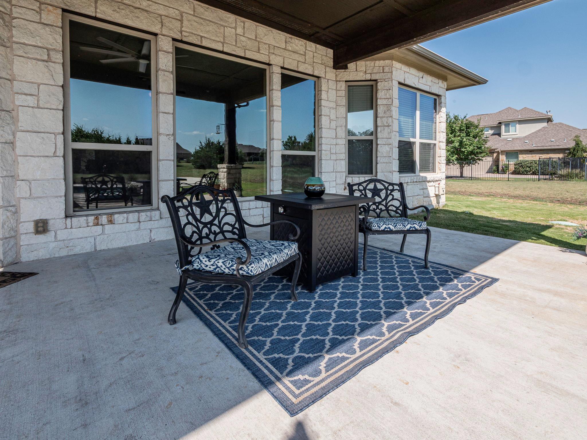 108 Buffalo Speedway, Liberty Hill, TX 78642