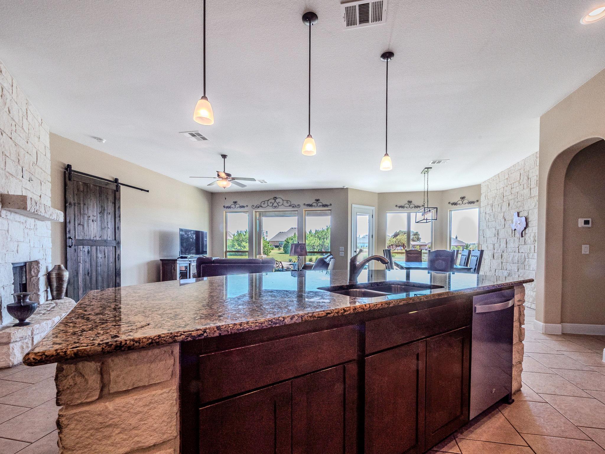 108 Buffalo Speedway, Liberty Hill, TX 78642