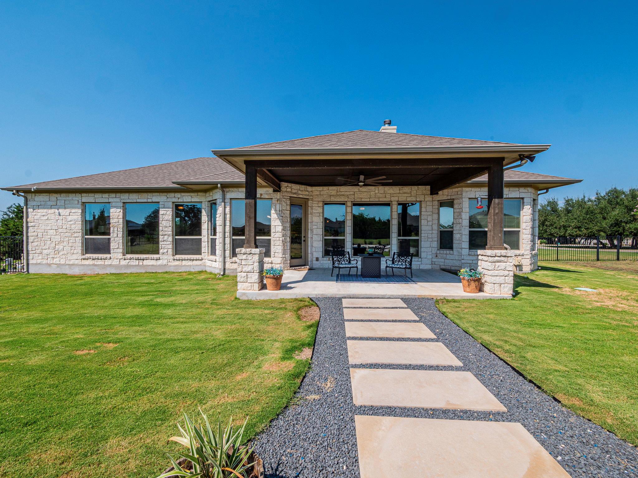 108 Buffalo Speedway, Liberty Hill, TX 78642