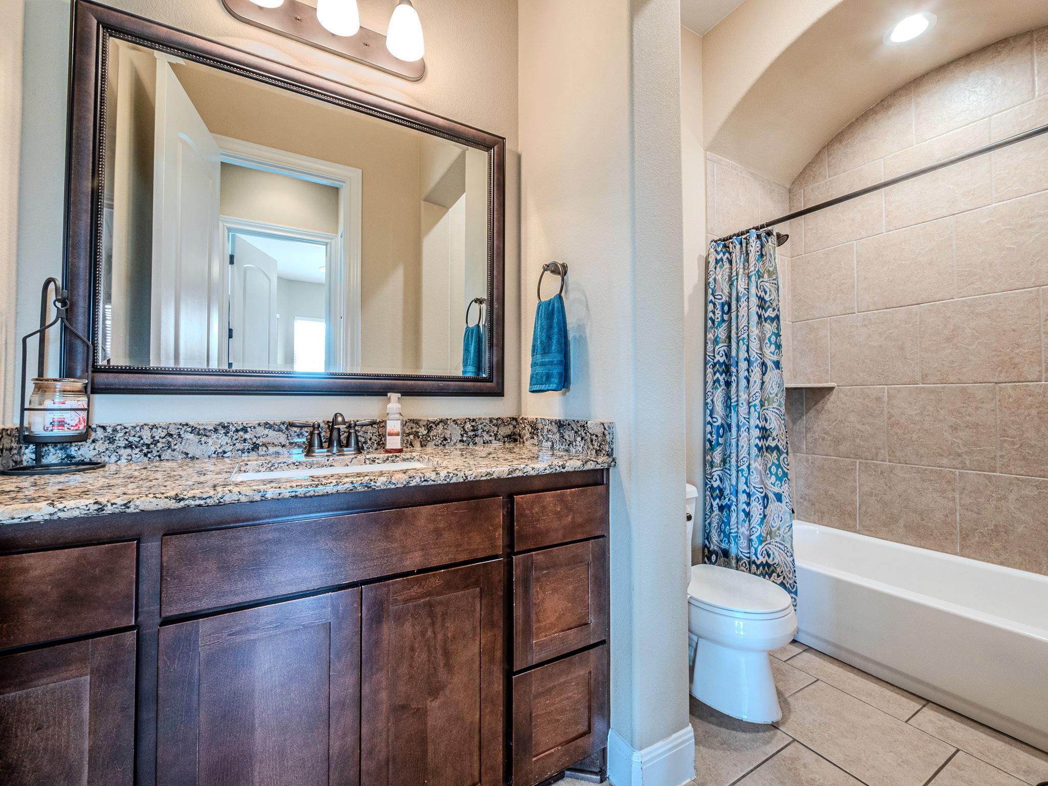 108 Buffalo Speedway, Liberty Hill, TX 78642