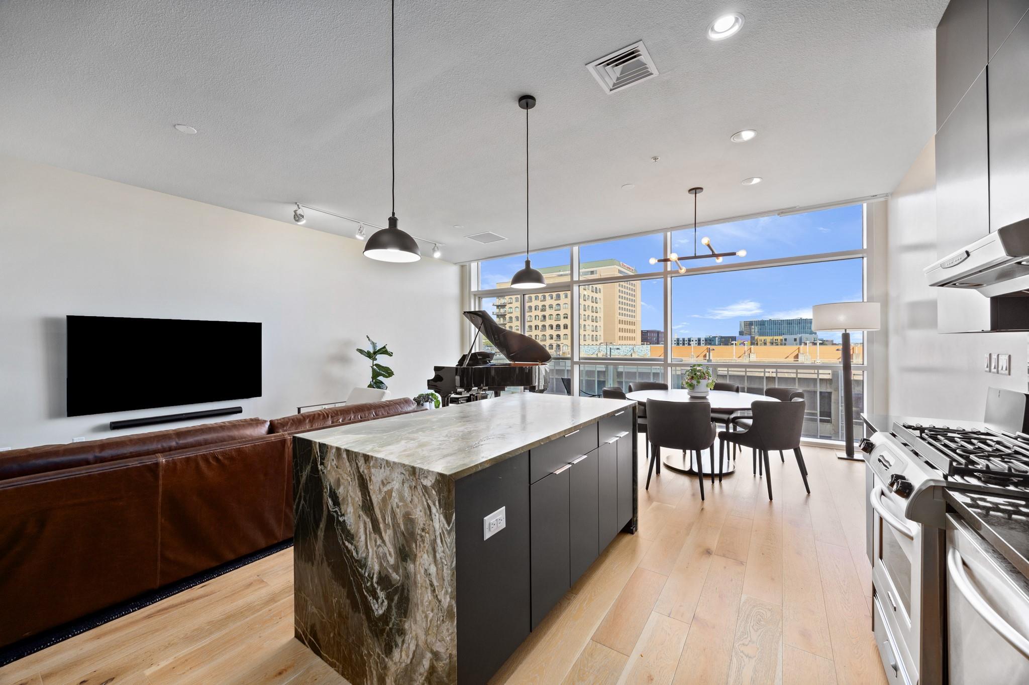 555 E 5th St # 521, Austin, TX 78701