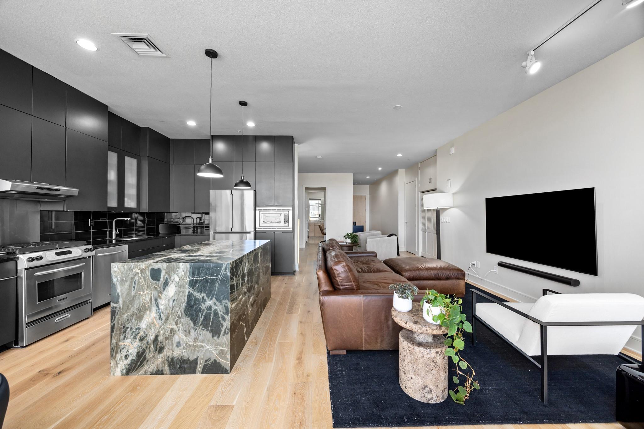 555 E 5th St # 521, Austin, TX 78701