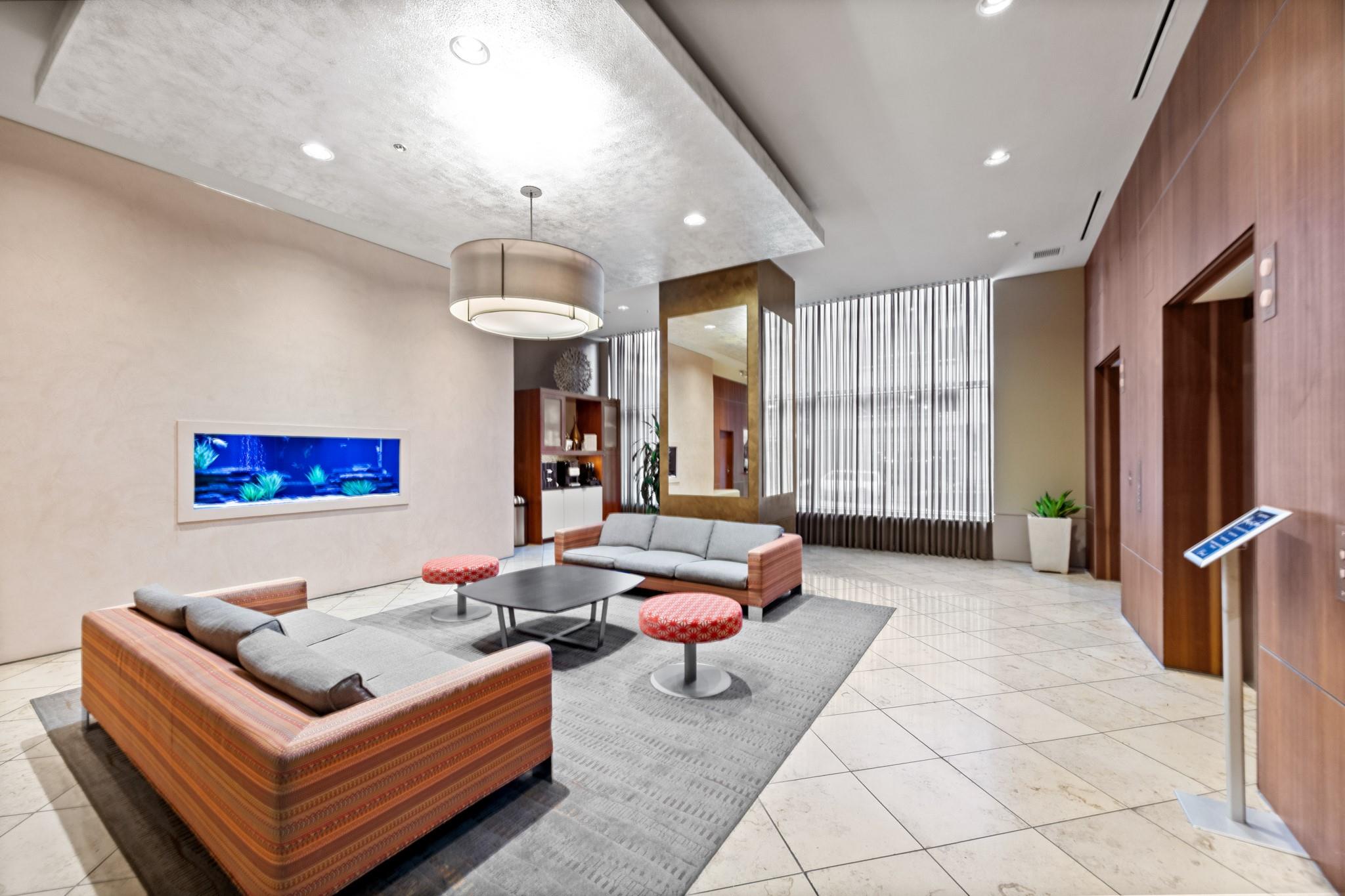 555 E 5th St # 521, Austin, TX 78701