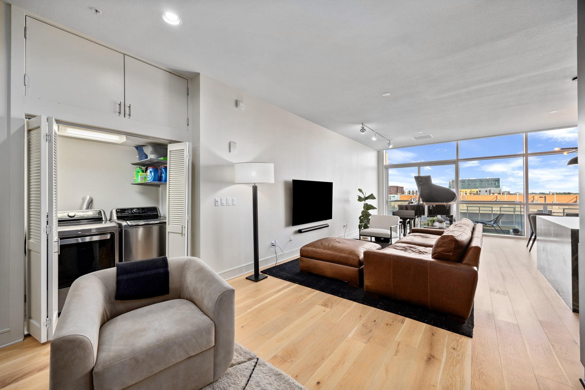 555 E 5th St # 521, Austin, TX 78701