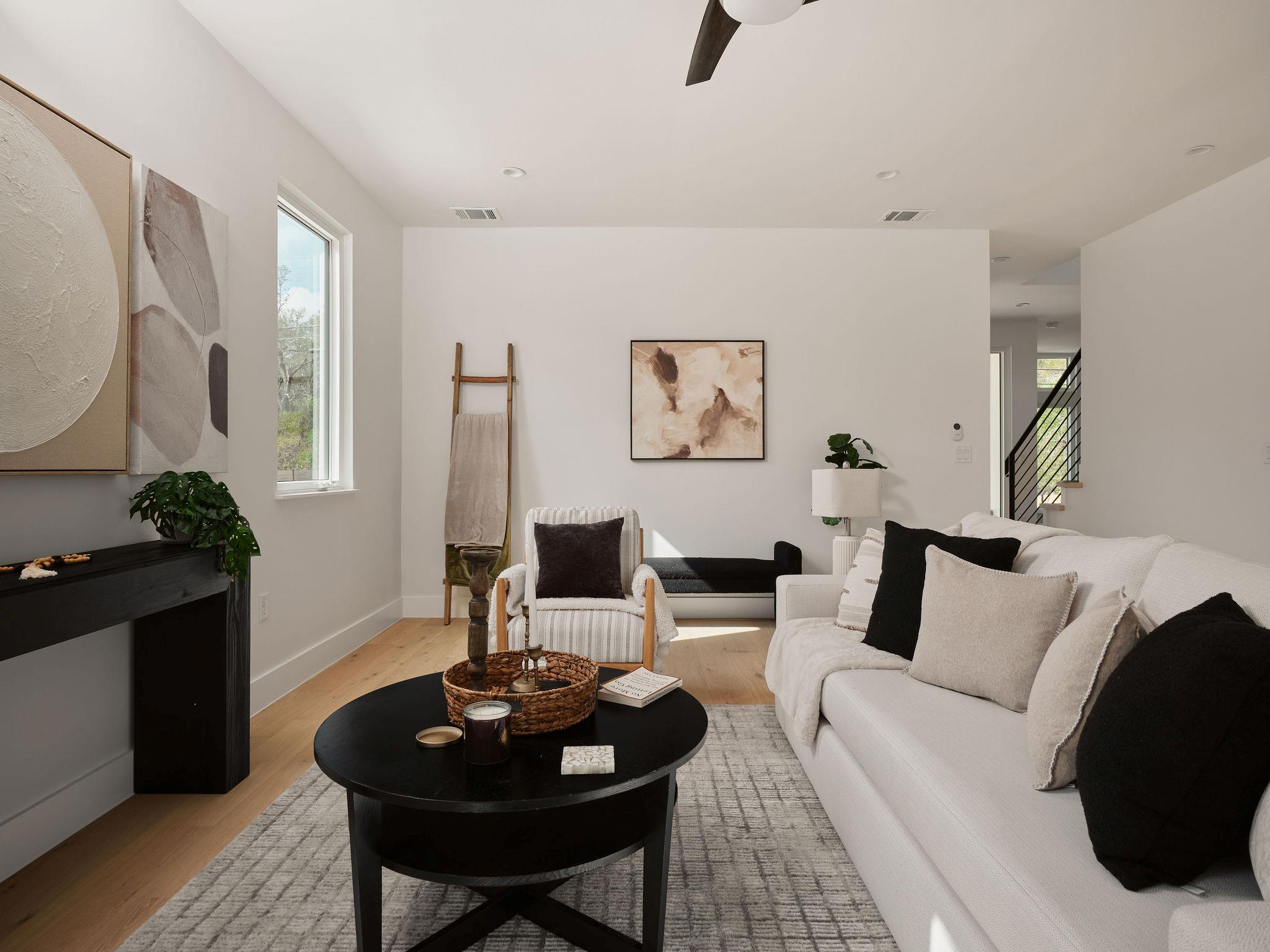 1215 Fort Branch Blvd # 1, Austin, TX 78721