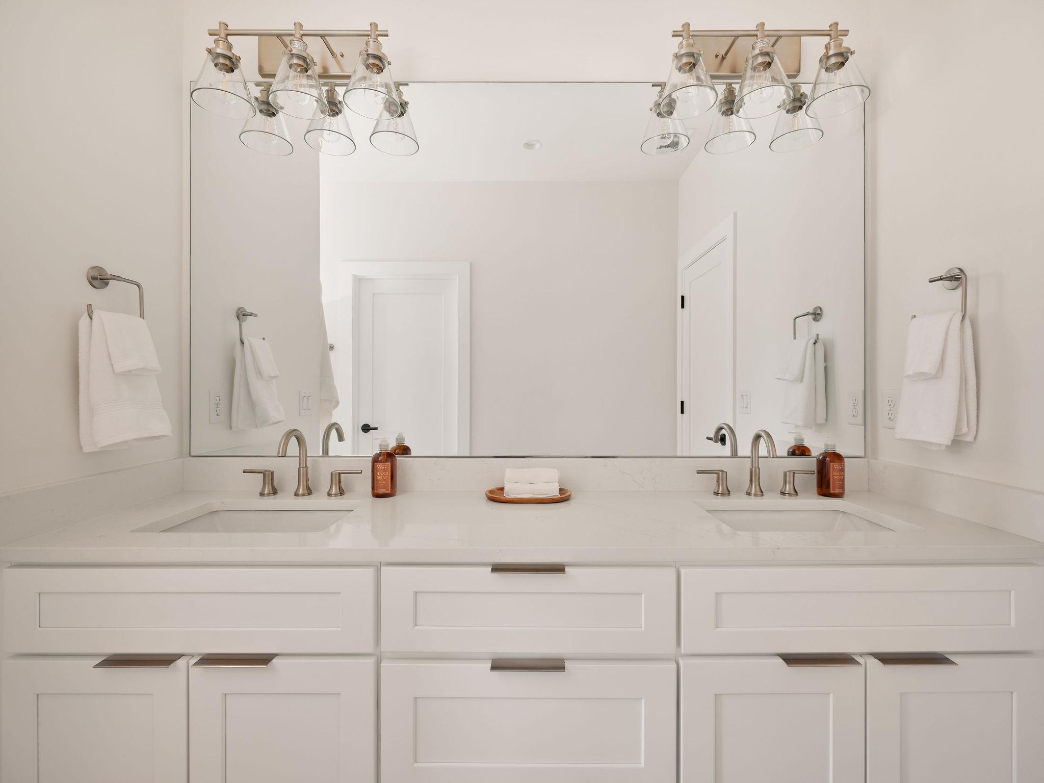 1215 Fort Branch Blvd # 1, Austin, TX 78721