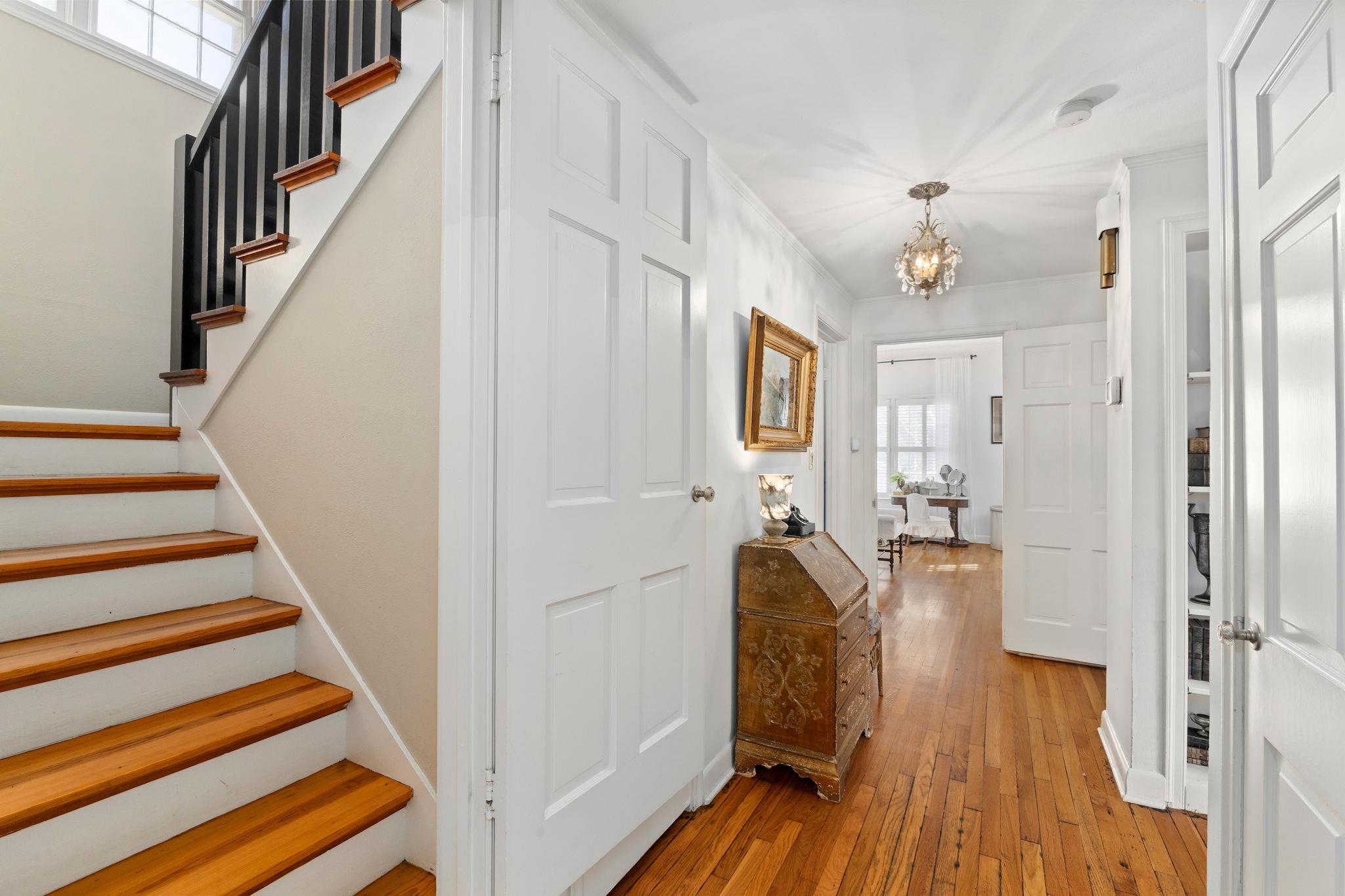 901 Anderson St, Schulenburg, TX 78956