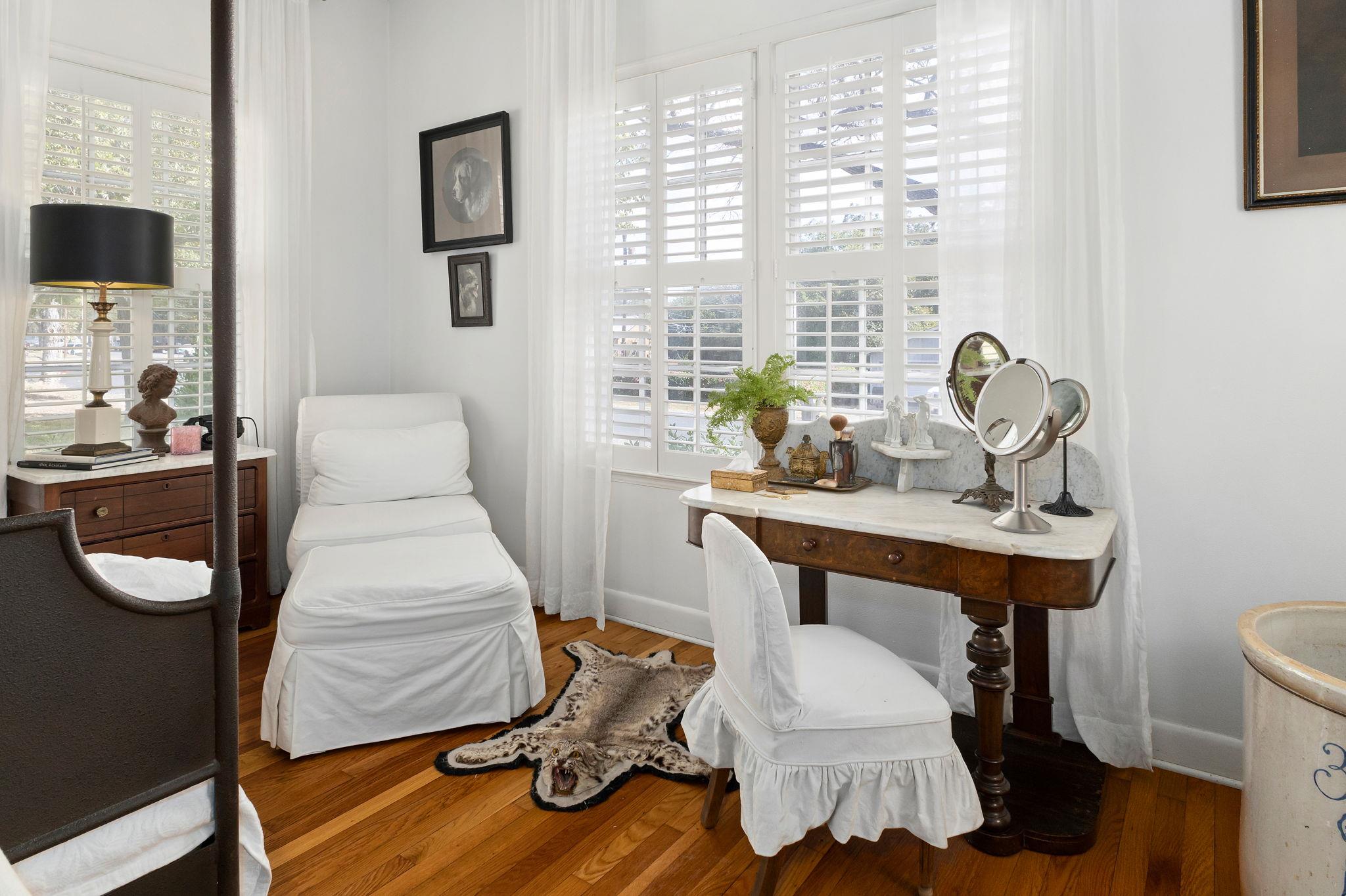 901 Anderson St, Schulenburg, TX 78956