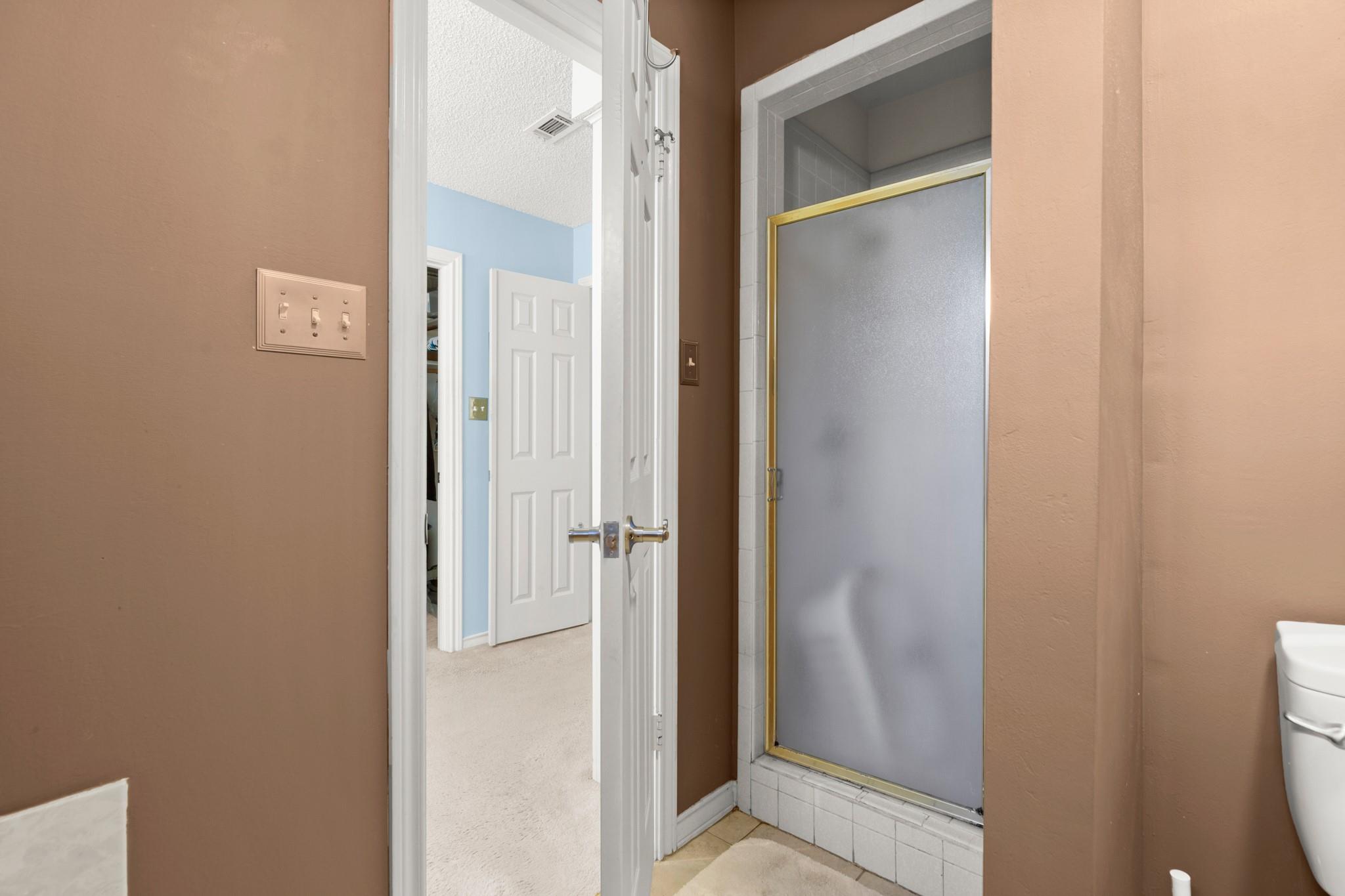 10710 Pinehurst Dr, Austin, TX 78747