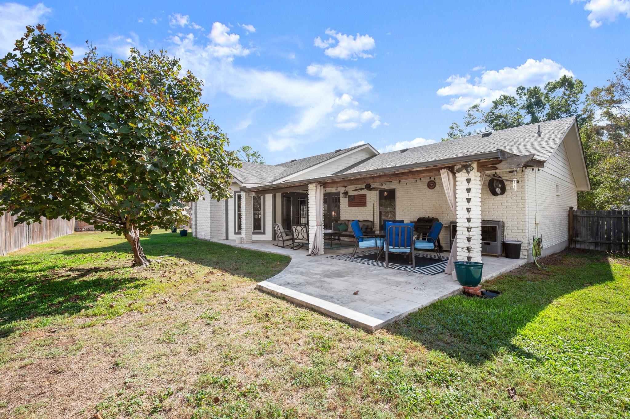 10710 Pinehurst Dr, Austin, TX 78747