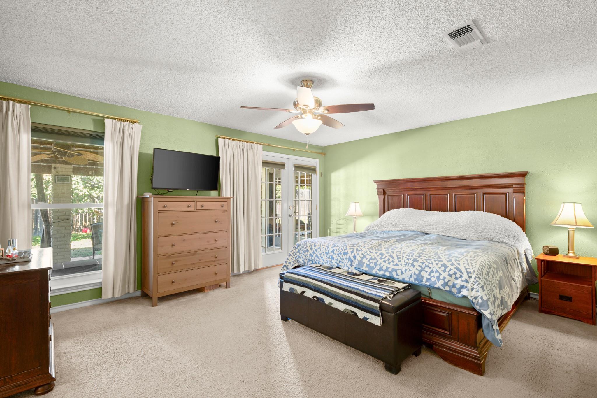 10710 Pinehurst Dr, Austin, TX 78747