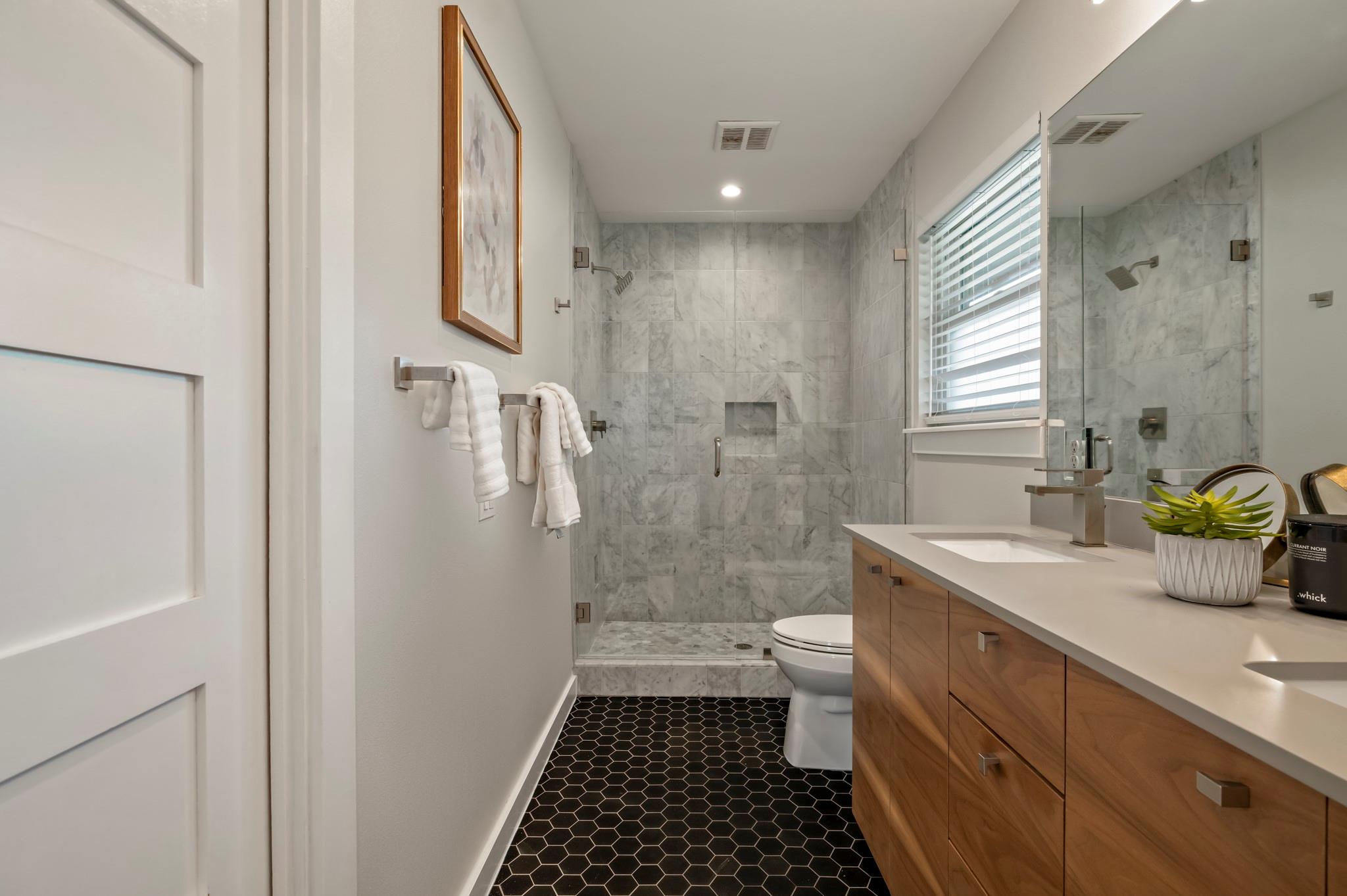 1601 Ashberry Dr, Austin, TX 78723