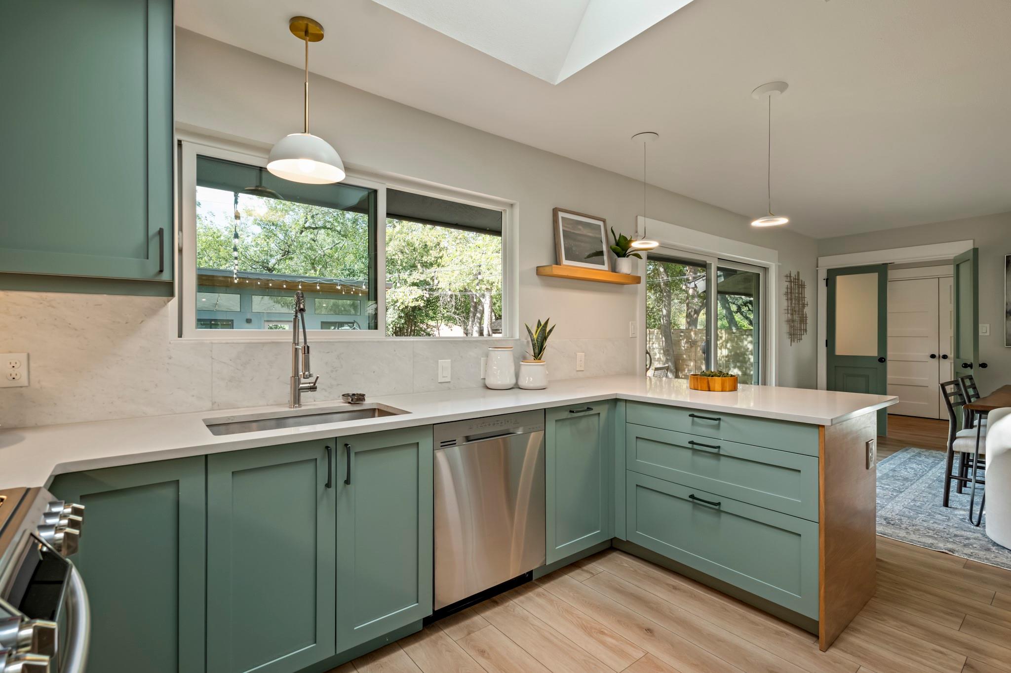 1601 Ashberry Dr, Austin, TX 78723