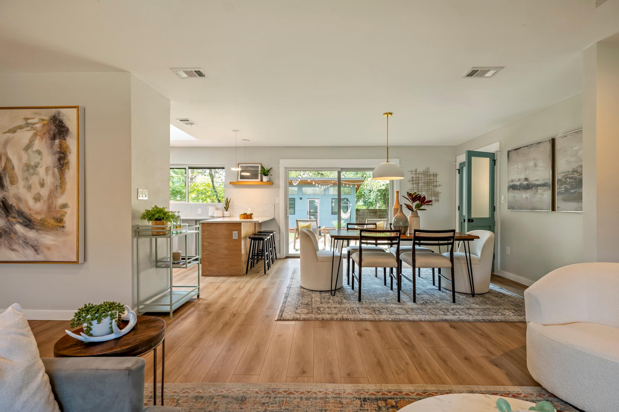 1601 Ashberry Dr, Austin, TX 78723