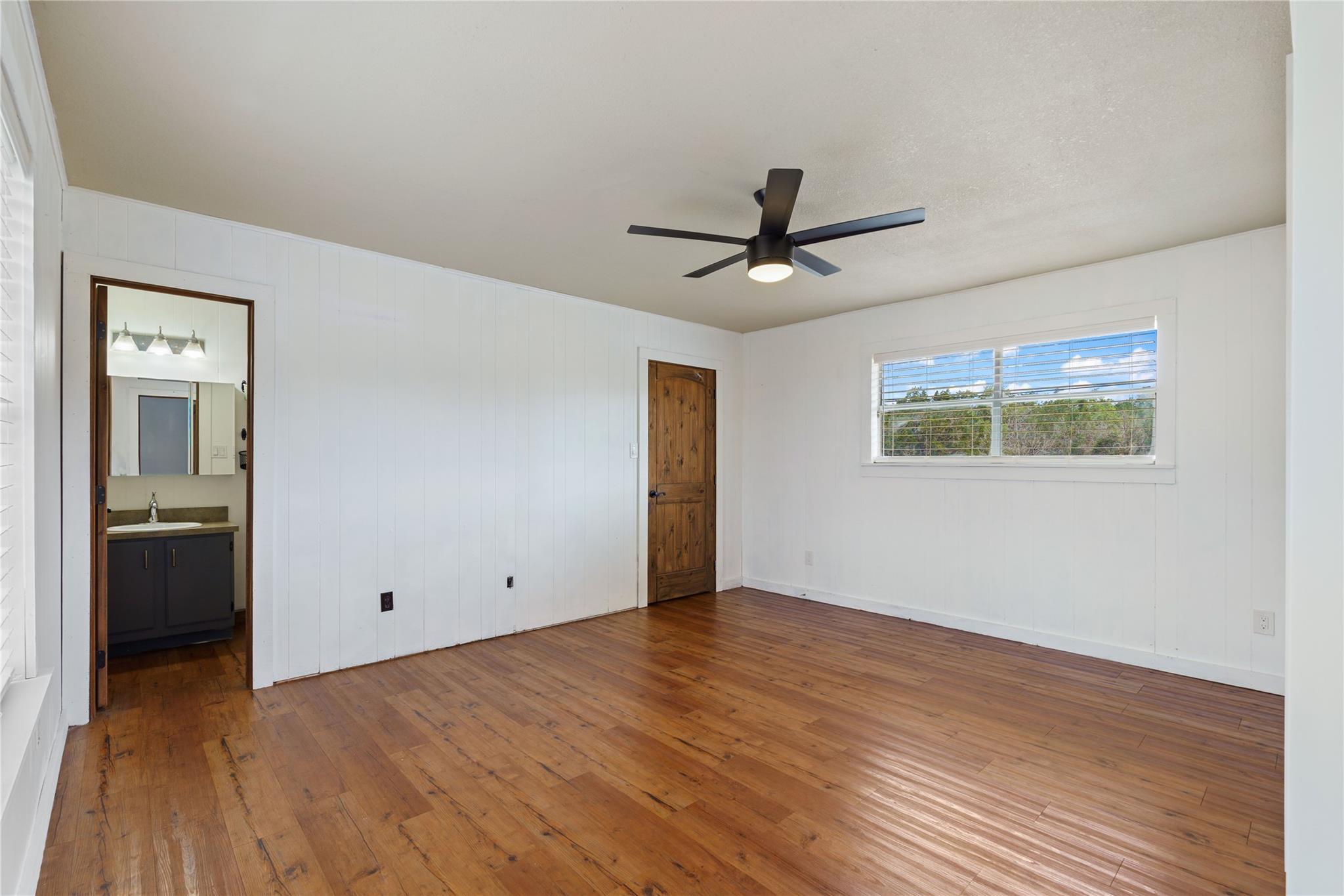 2351 Skyline Dr., Canyon Lake, TX 78133